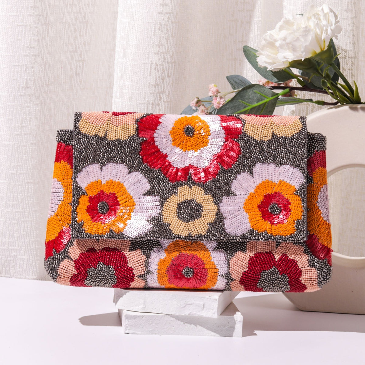 Flowermati Clutch