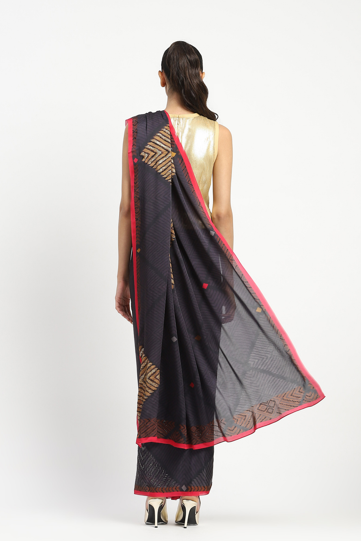 Acolyte Embellished Saree