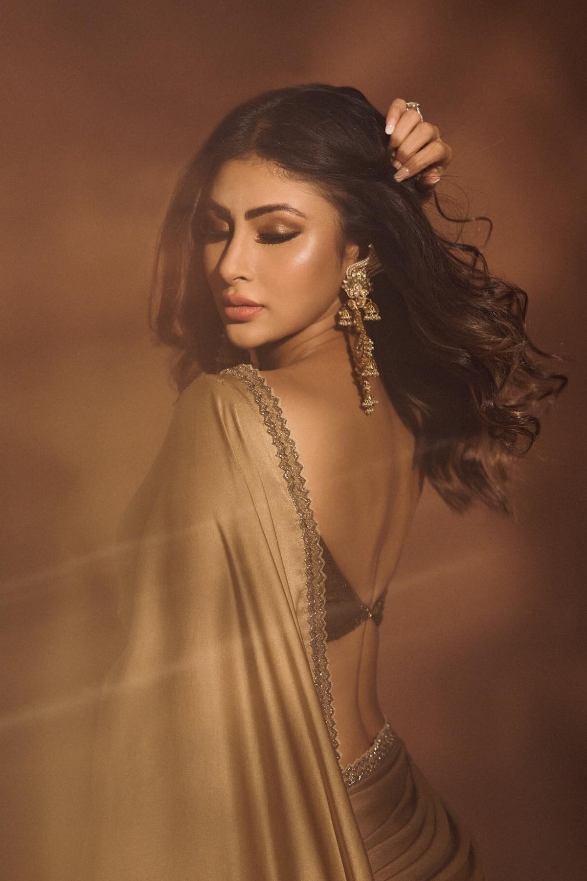 Mouni Roy in Sawan Gandhi