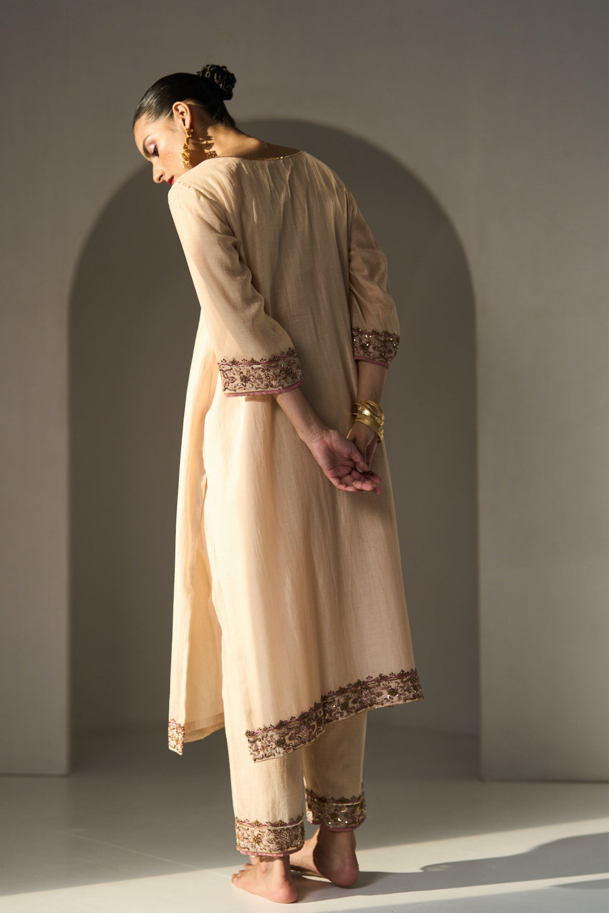 Cream Pavit Kurta