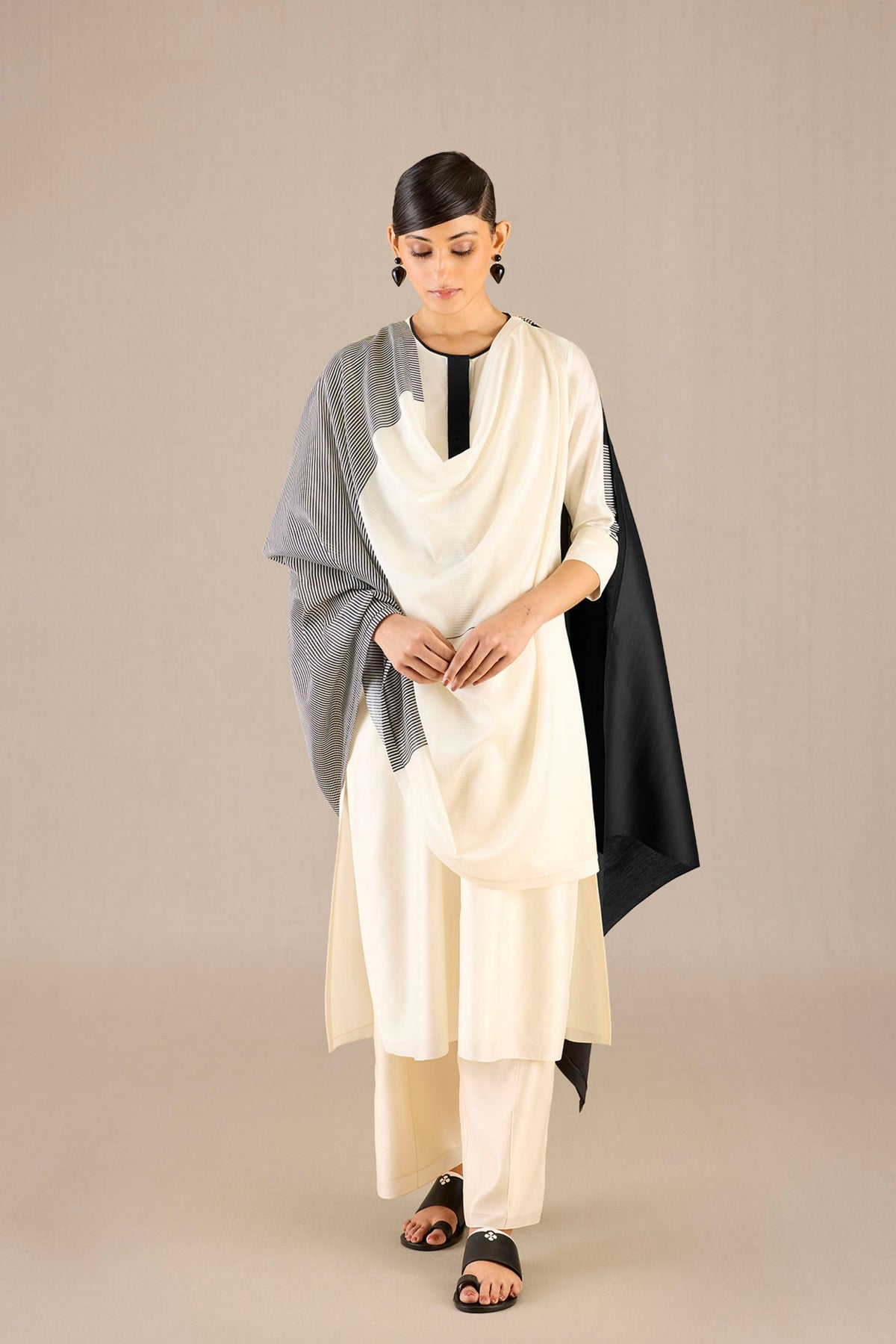 Bina Kurta Set