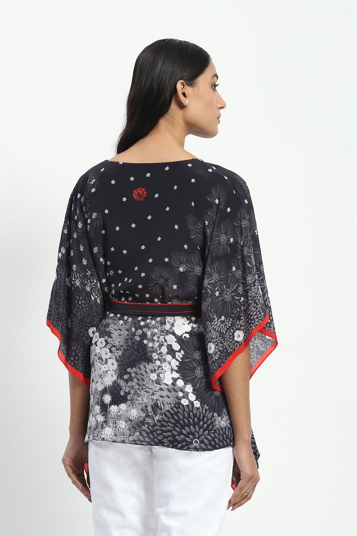 Soiree Sikri Kaftan Top