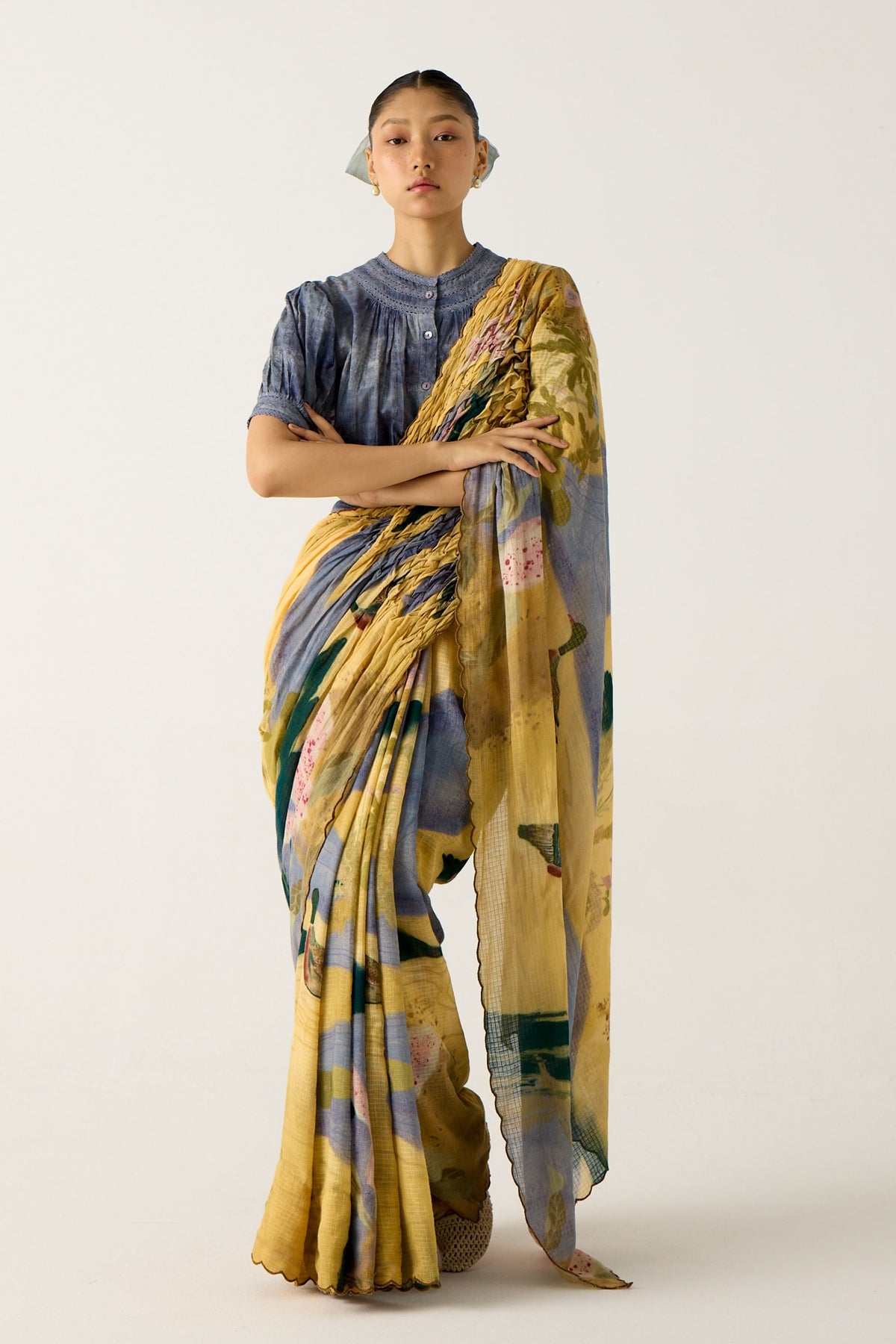 Smocked Wallflower Print Saree