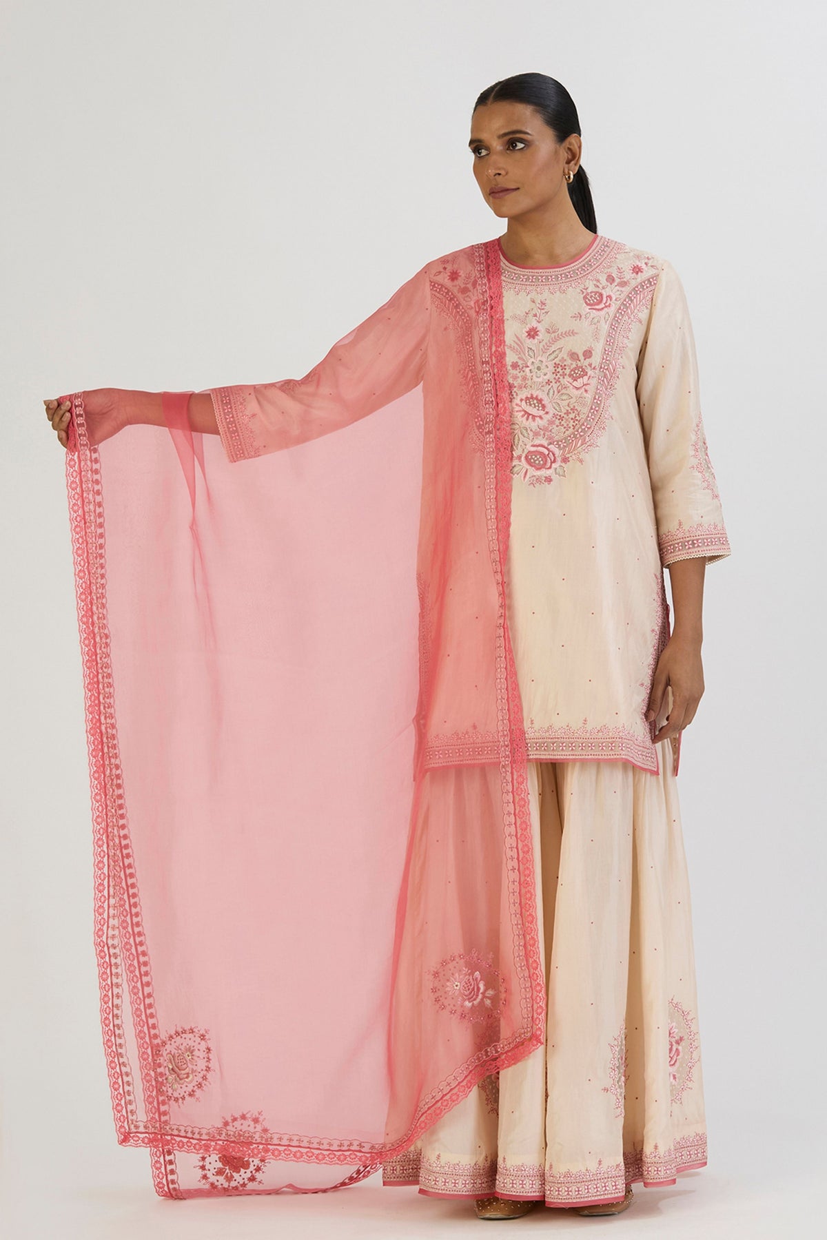 Oats Kusum Dupatta