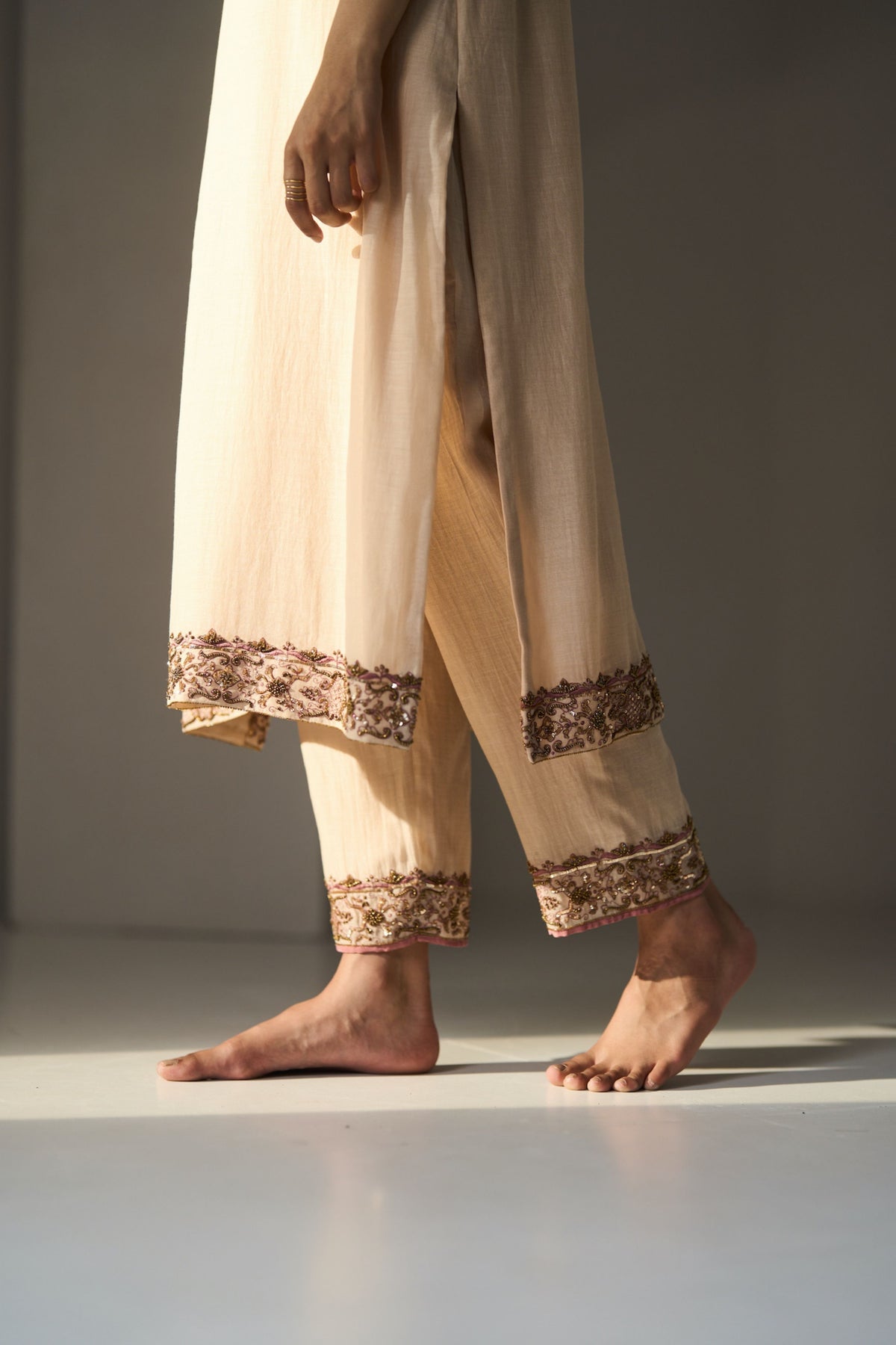 Cream Pavit Kurta