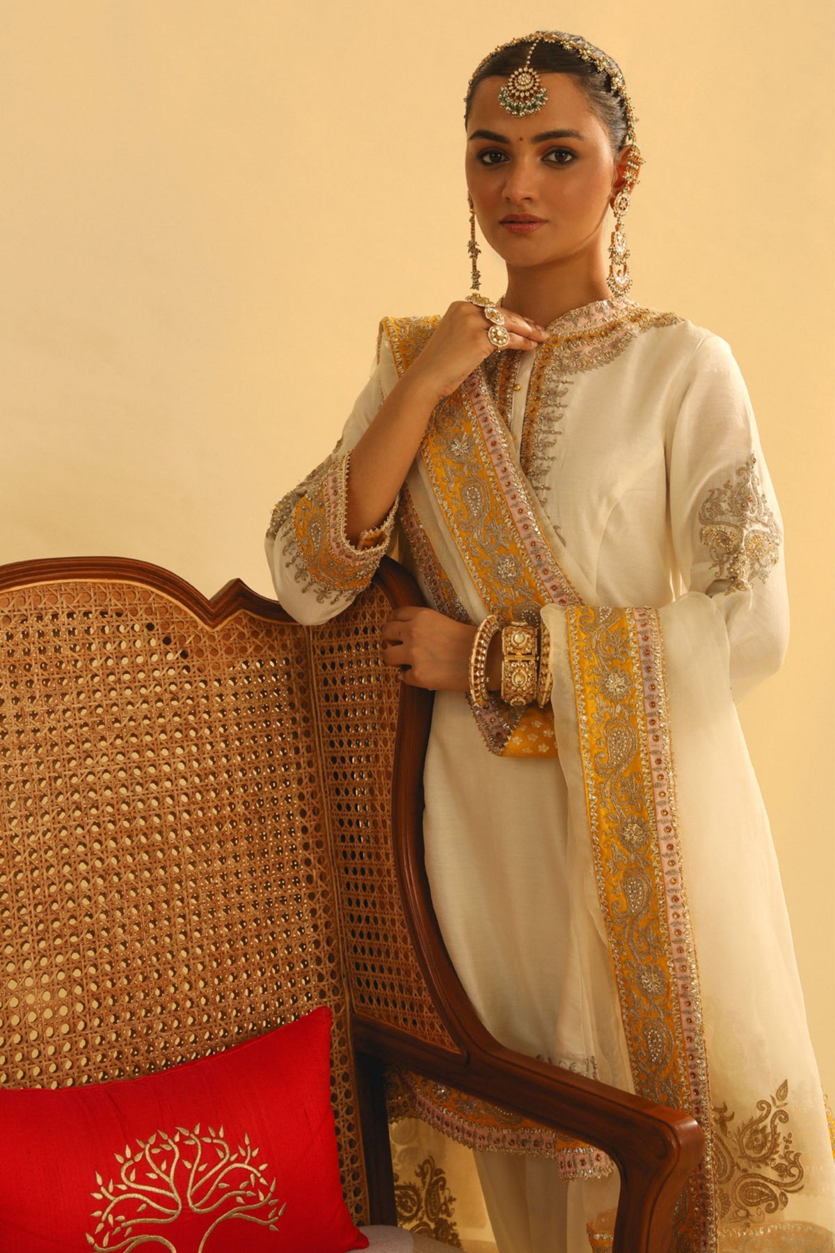 Amani Daisy Ivory Kurta Set