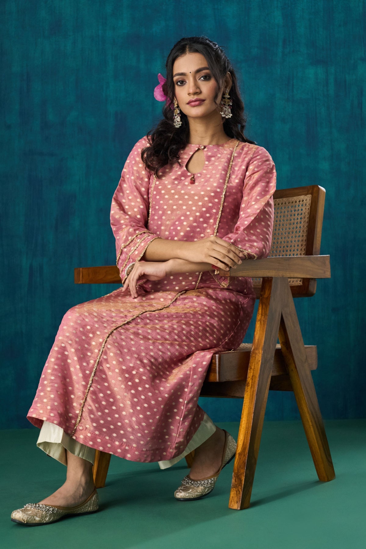 Pink Zari Booti Kurta Sets