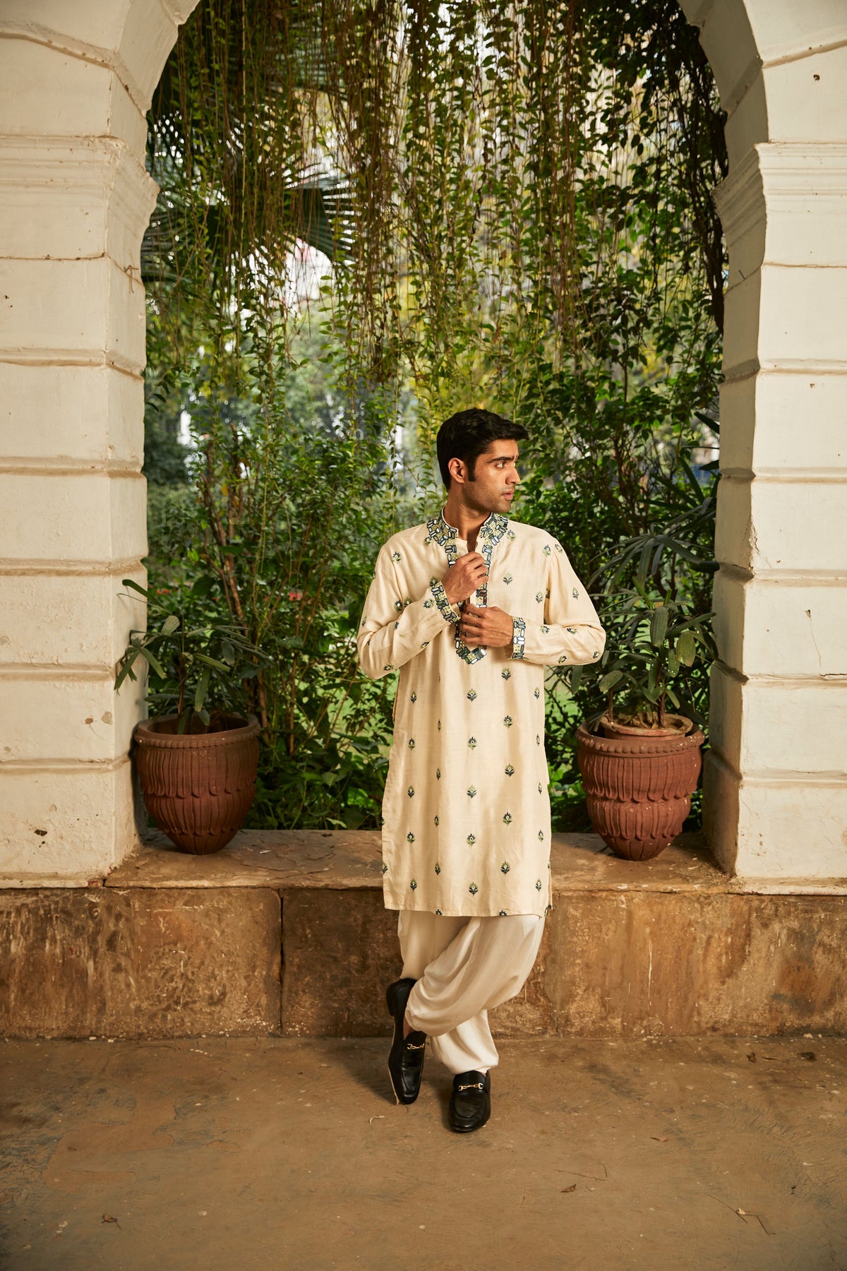 Rabari Mirrorwork Kurta With Dhotis