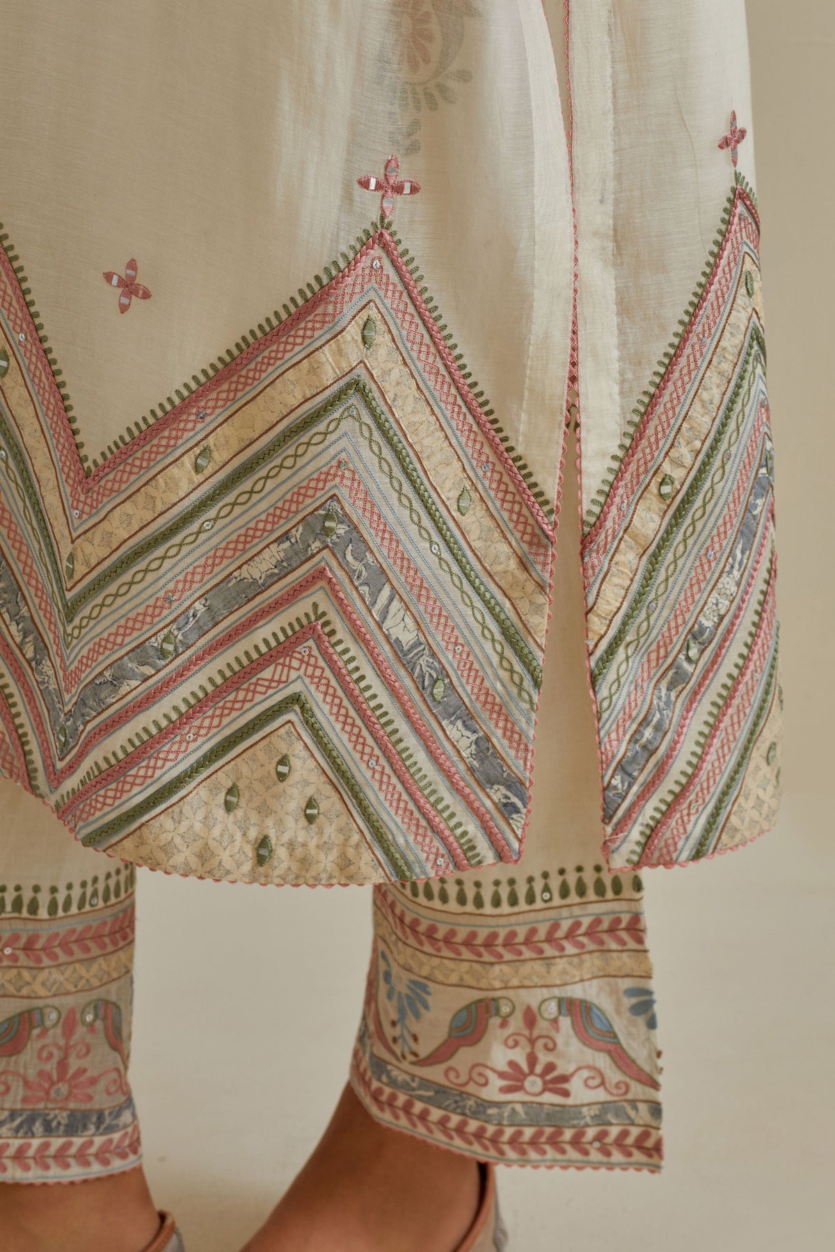 Pink Thread Embroidered Kurta Set