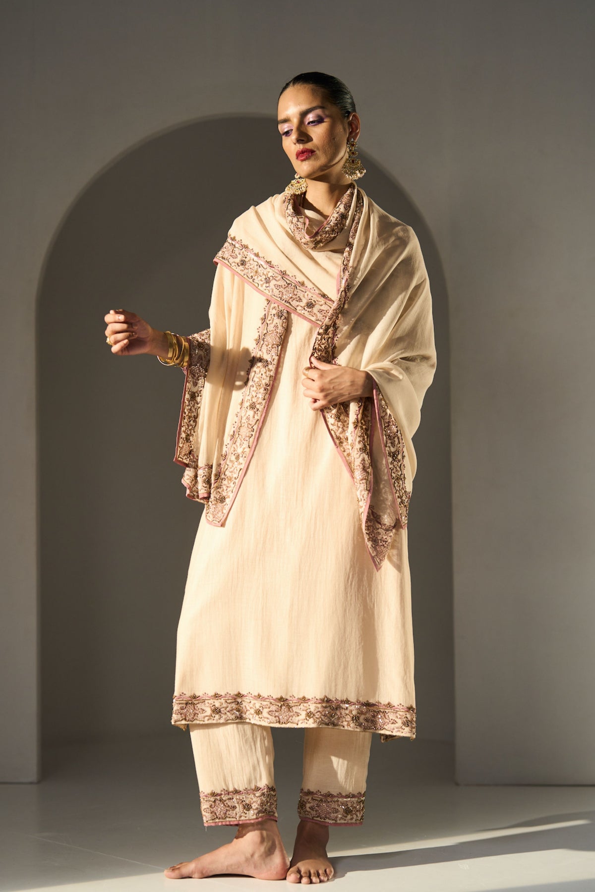 Cream Pavit Kurta