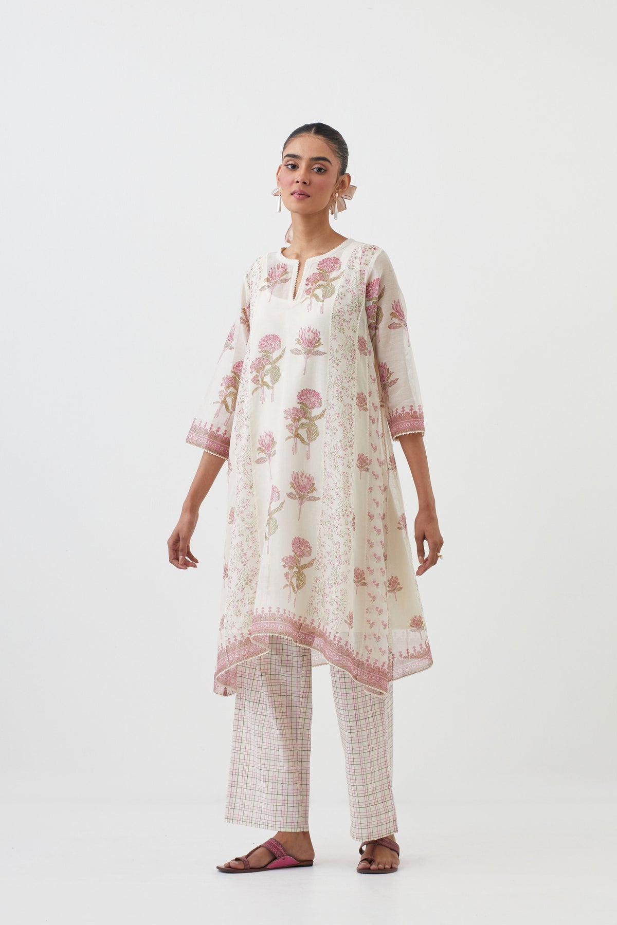 Flower Pattern Kurta Set