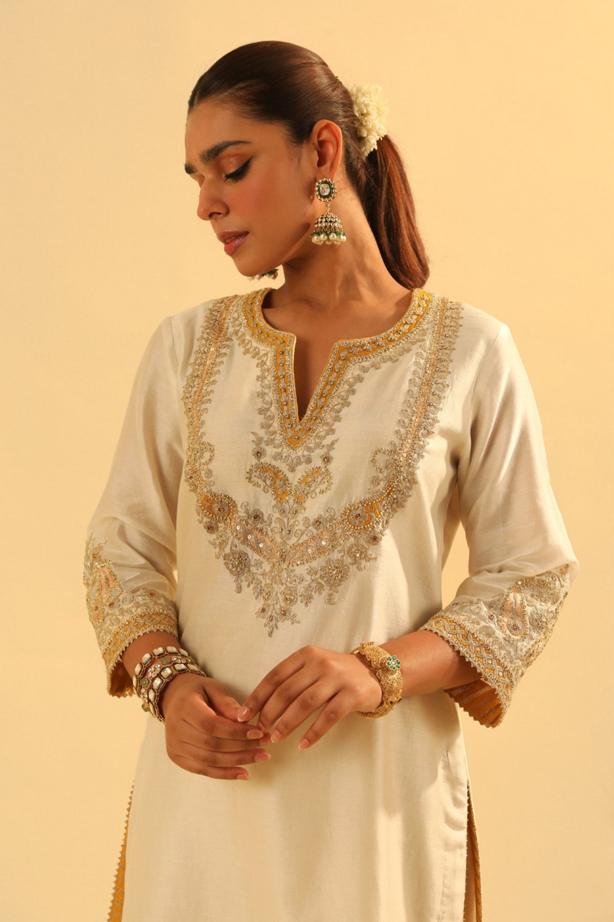 Aashna - Short Ivory Kurta With Dhoti