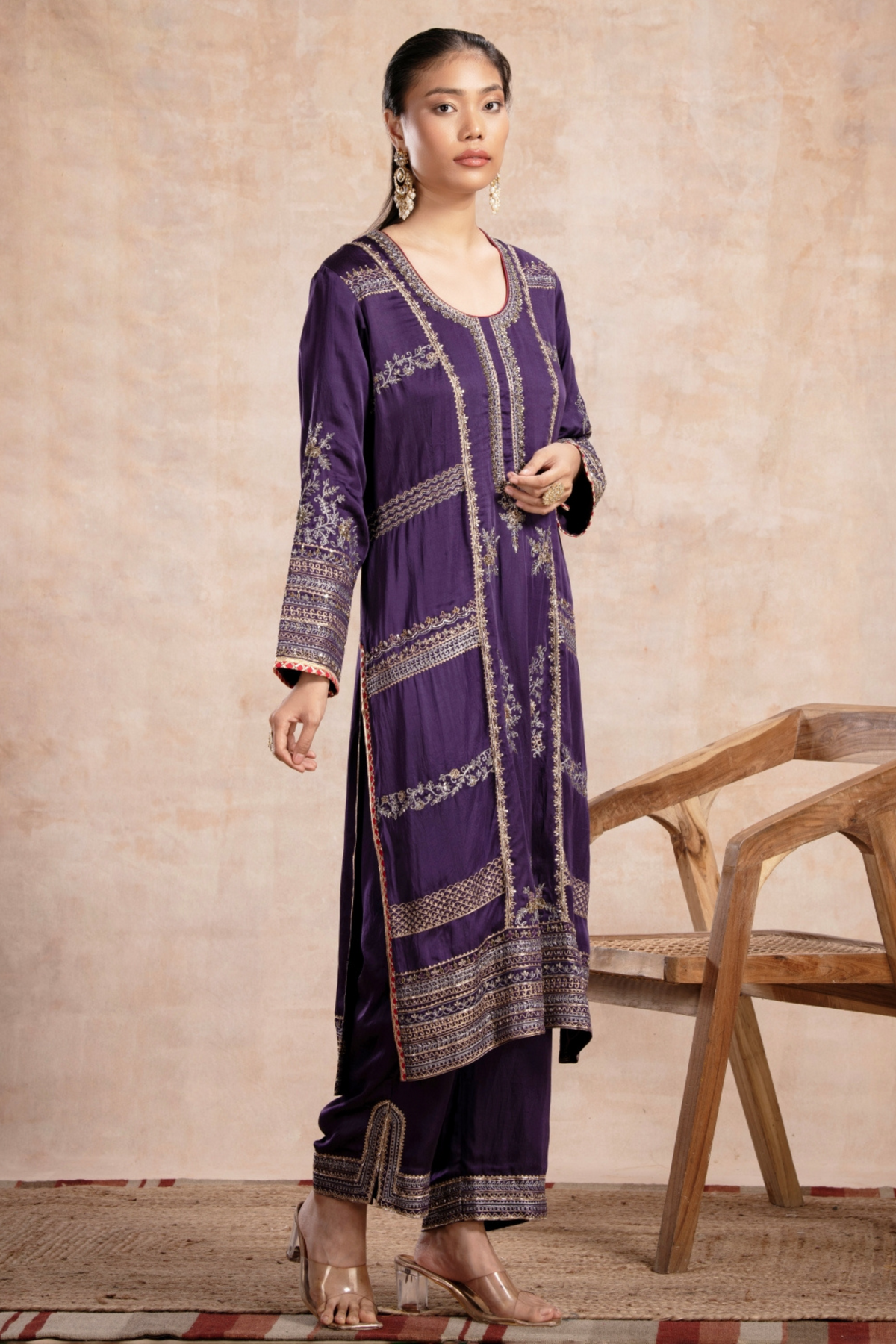 Fiza Aari Kurta Set Jamuni