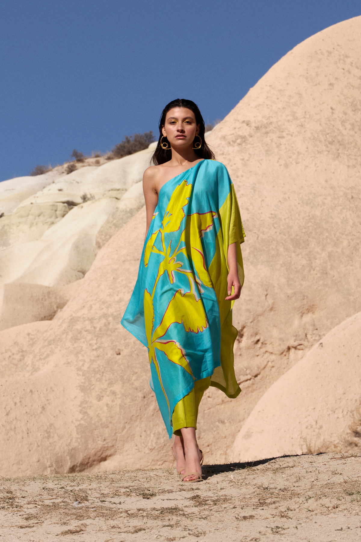 Printed One-shoulder Kaftan With Pants