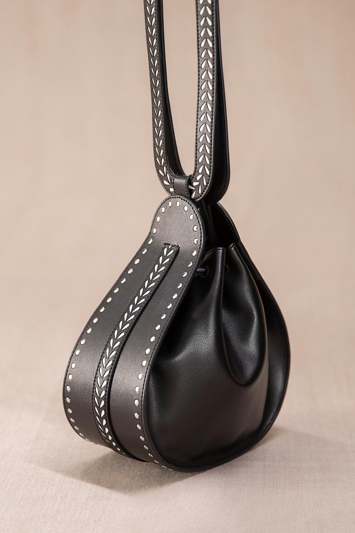 Black safeena bucket bag