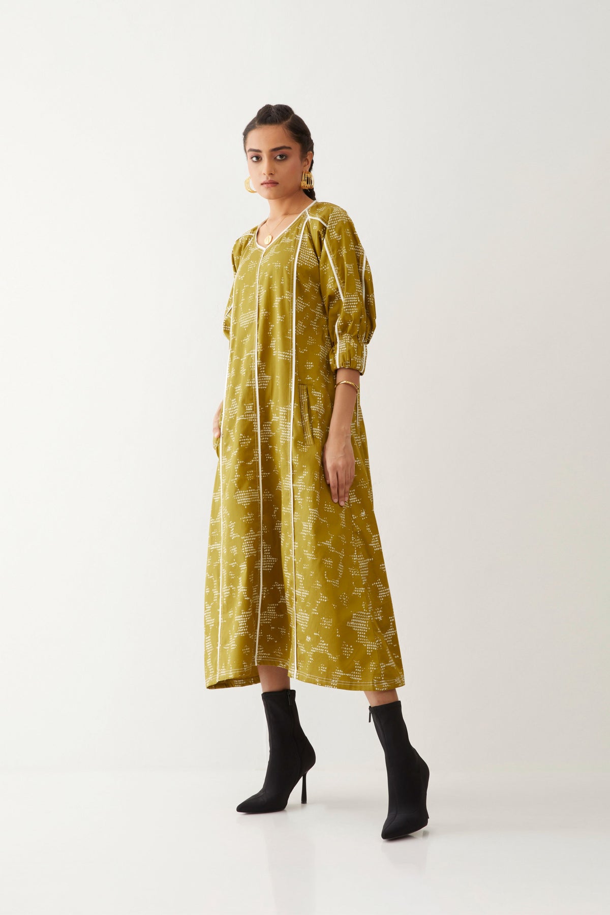 Frida Dress With Void Print