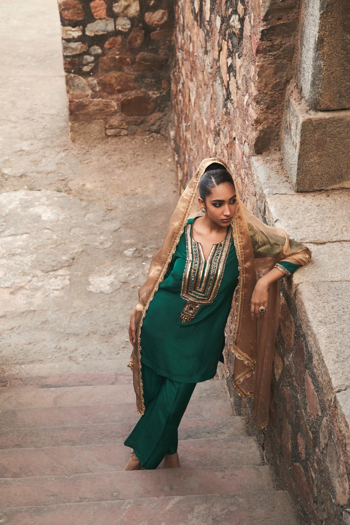 Gold on Emerald Green Zeya Silk Set