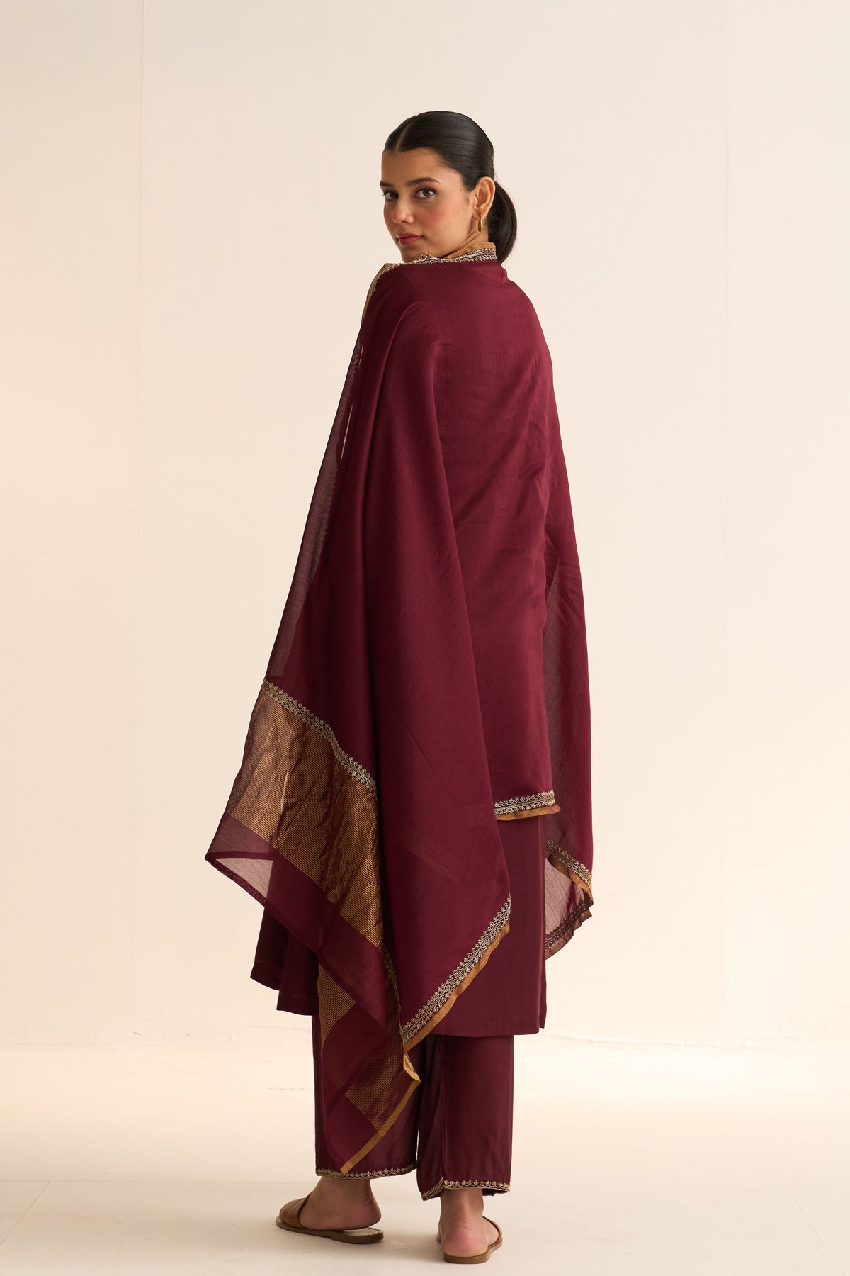 Mridini Deep Wine Dupatta