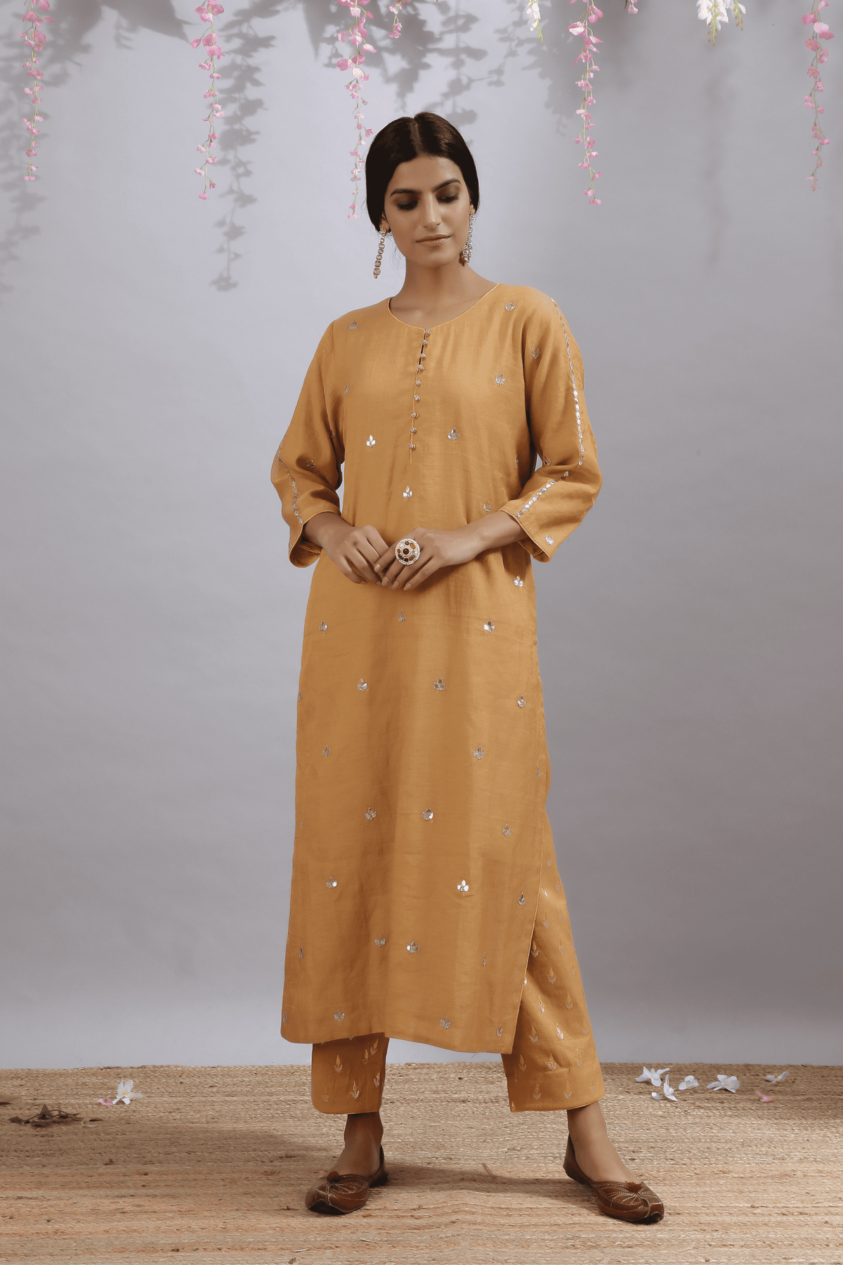 Sona Gottiya Camel Kurta Set