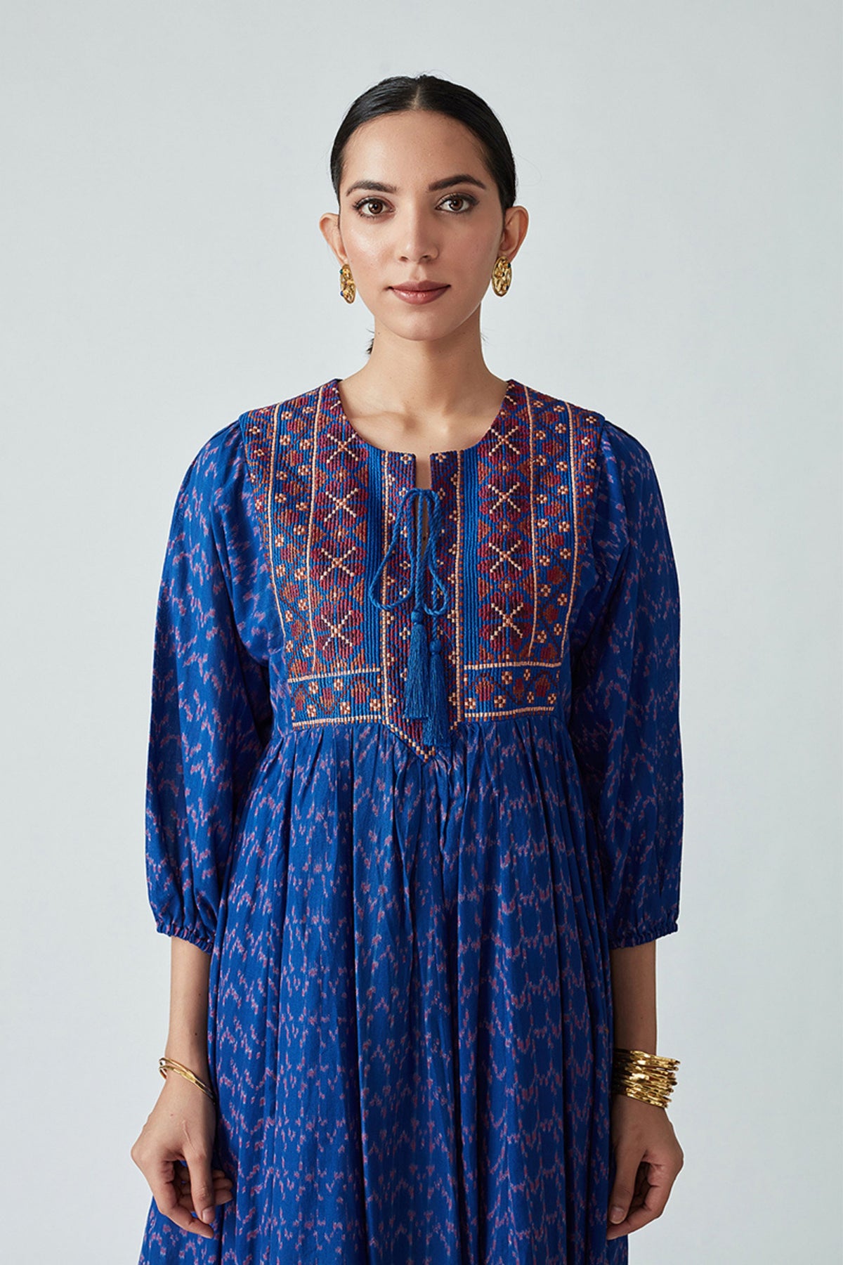 Hesperi Handloom Ikat Kurta Set