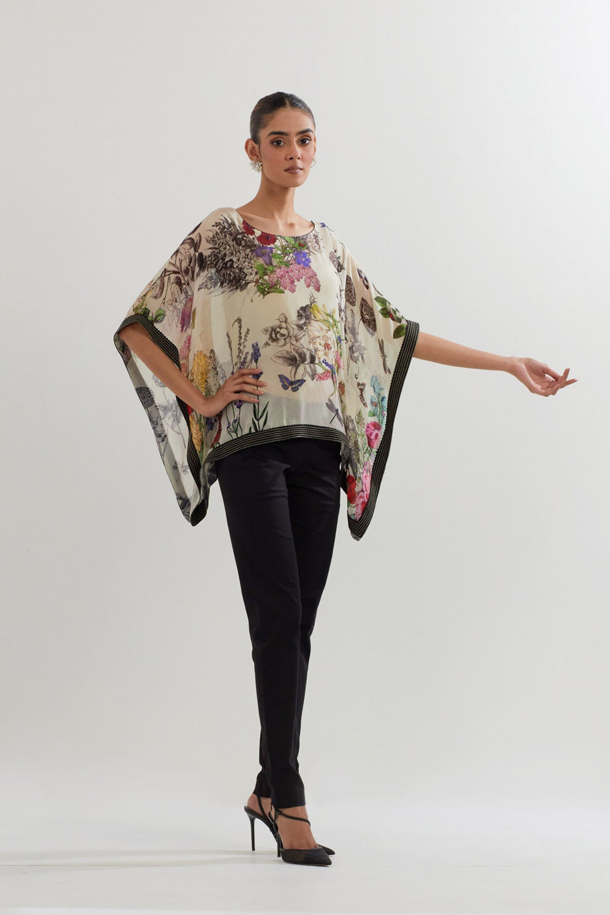 Poncho With Pant