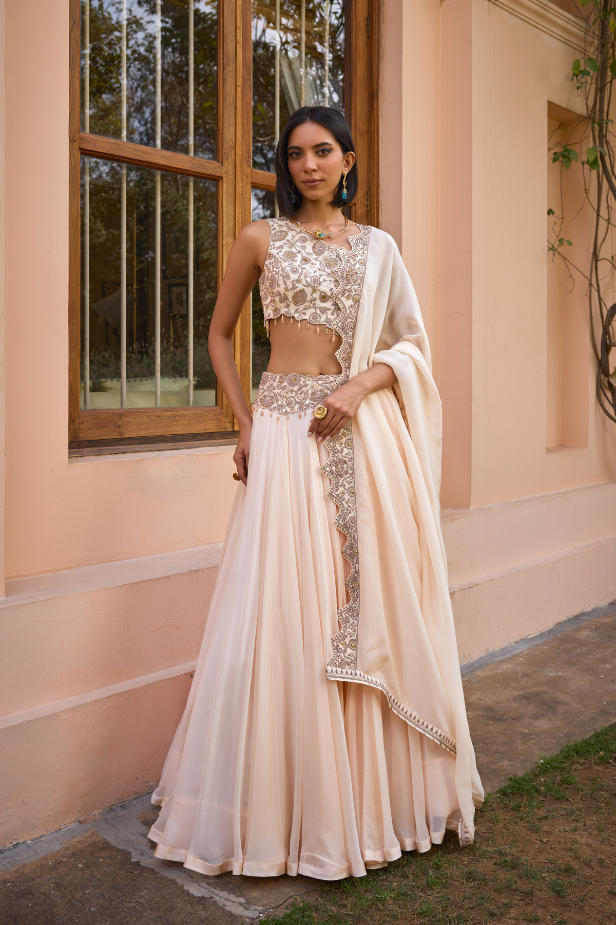 Asmee Lehenga