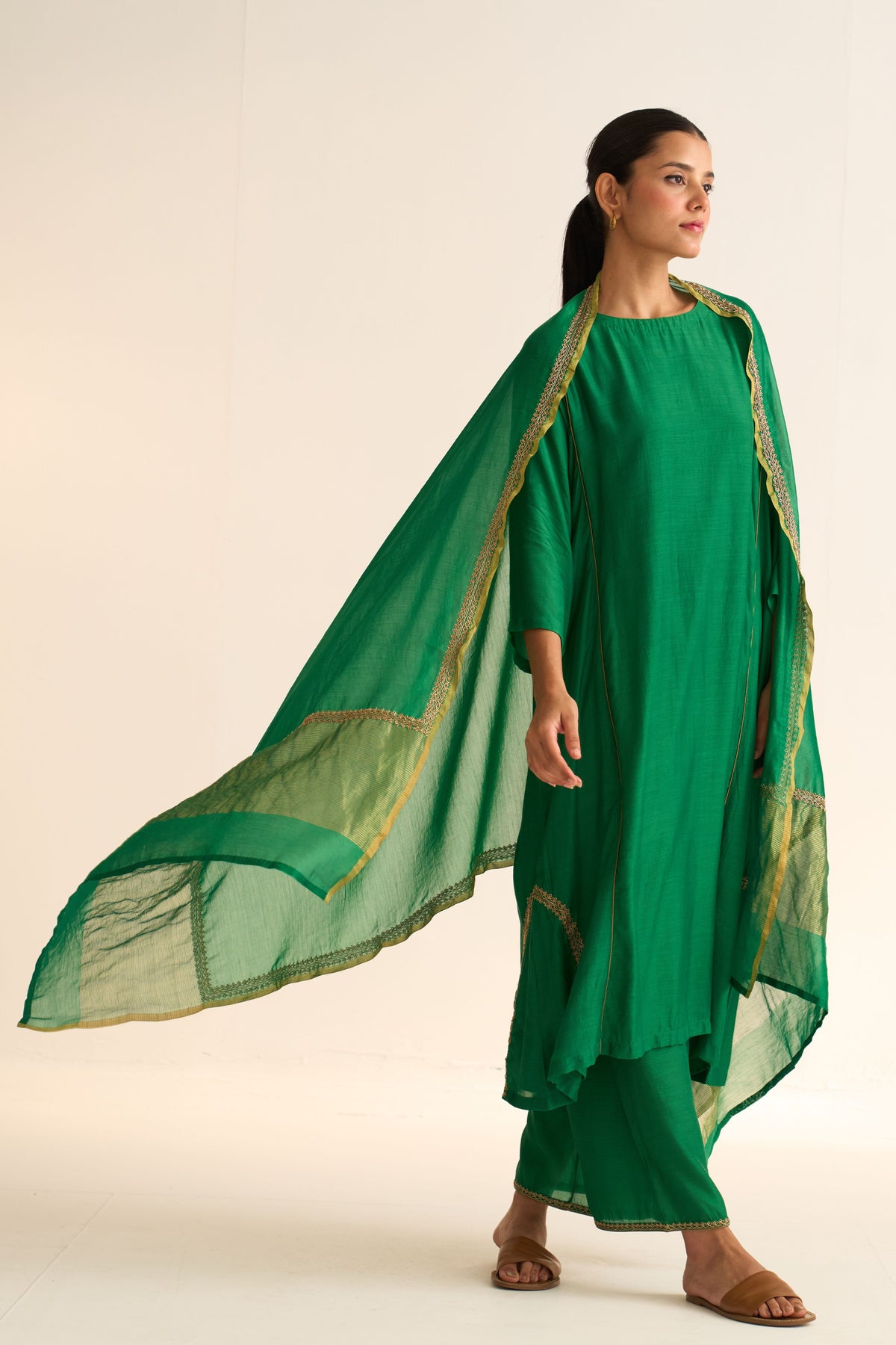 Mridini Green Kurta Set