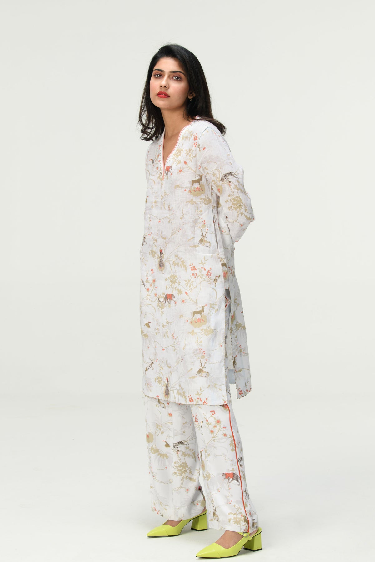 Springforest White V Kneck Kurta