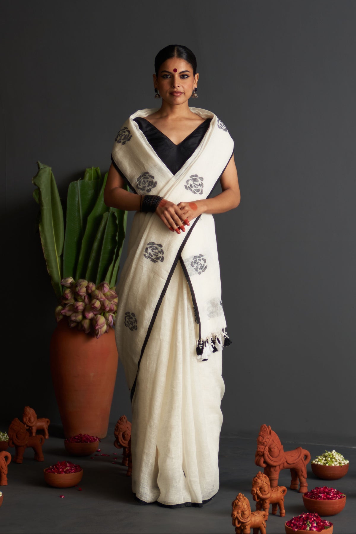 Nasreen Offwhite Saree