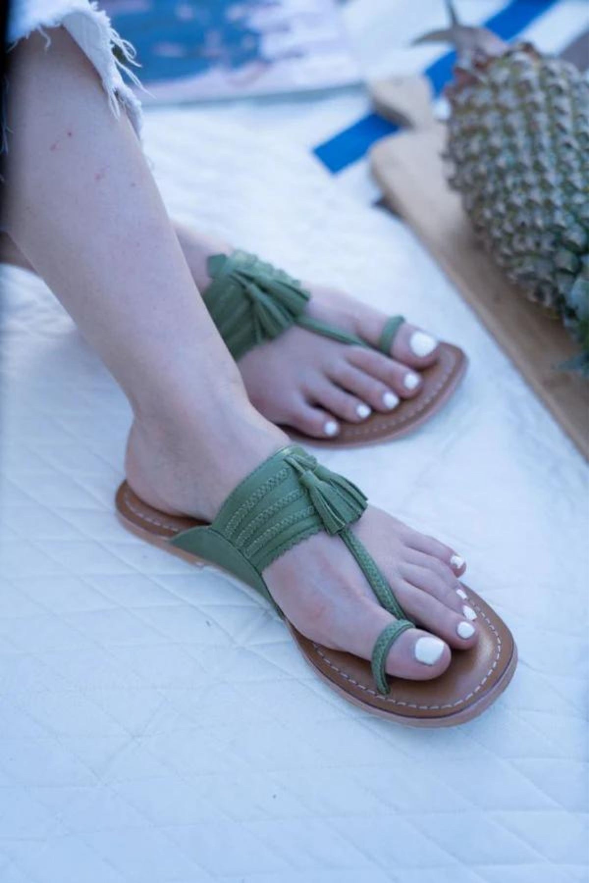 Mehandi Kolhapuri Sandals