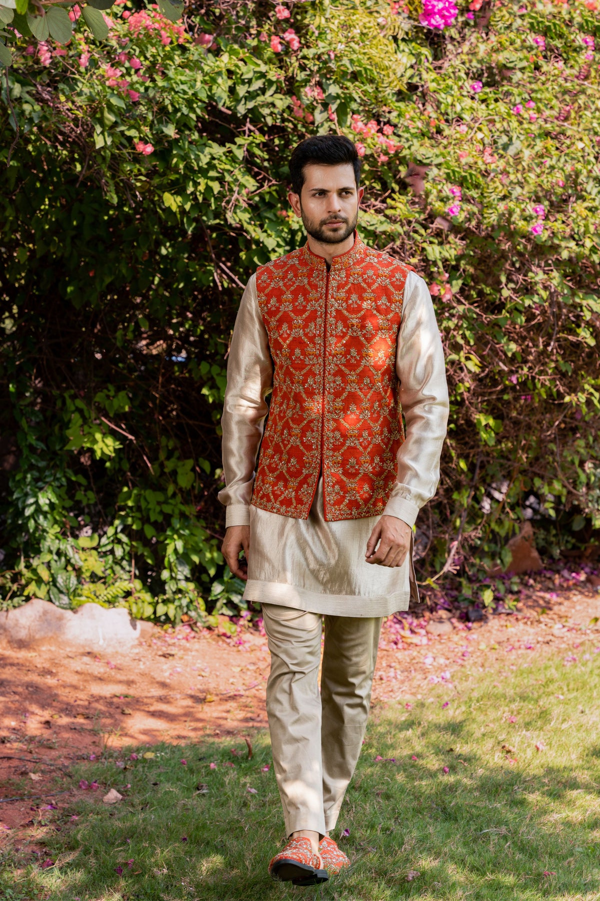 Rust Embroidered Bandi Set