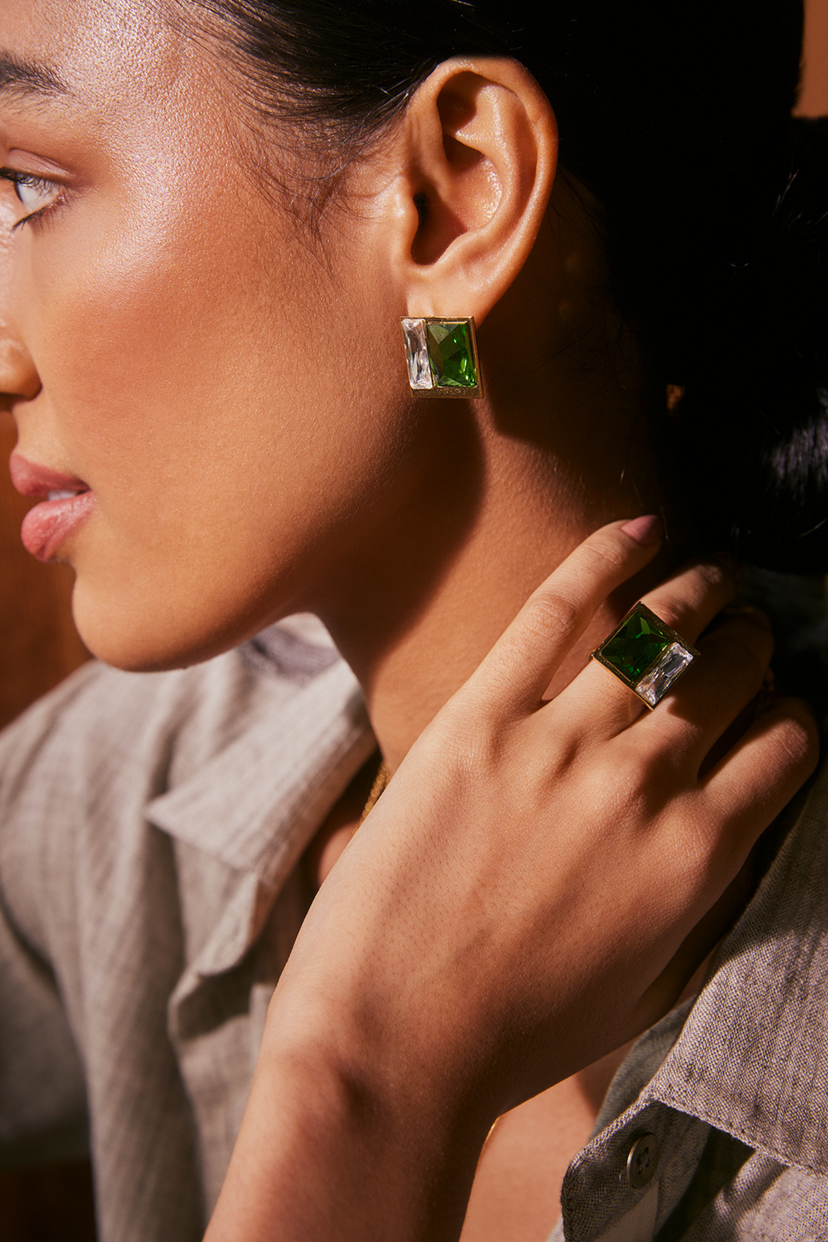 Fusion Crystal Earring - Fern &amp; White