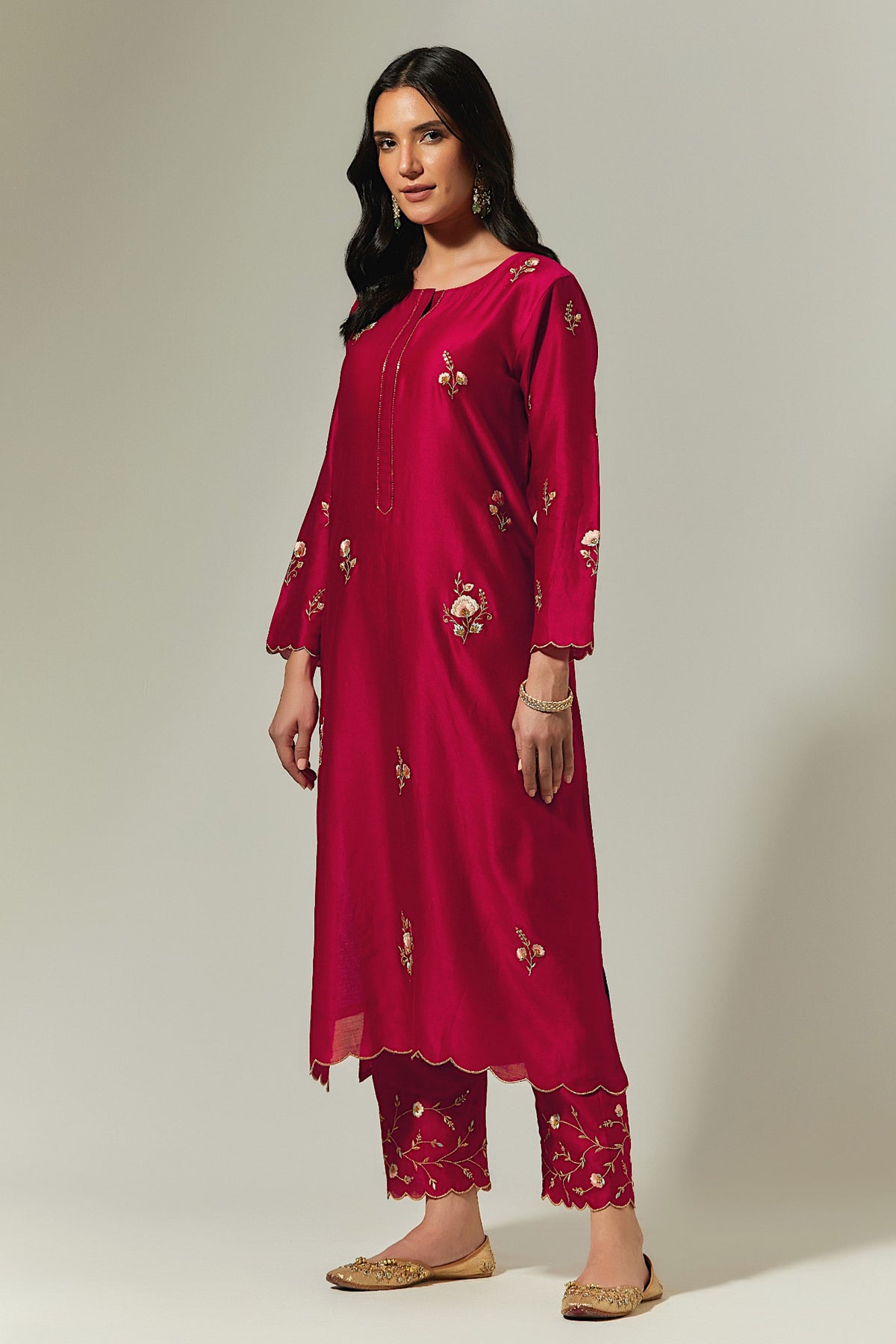 Red Silk Chanderi Hand Embroidered Kurta With Plackett