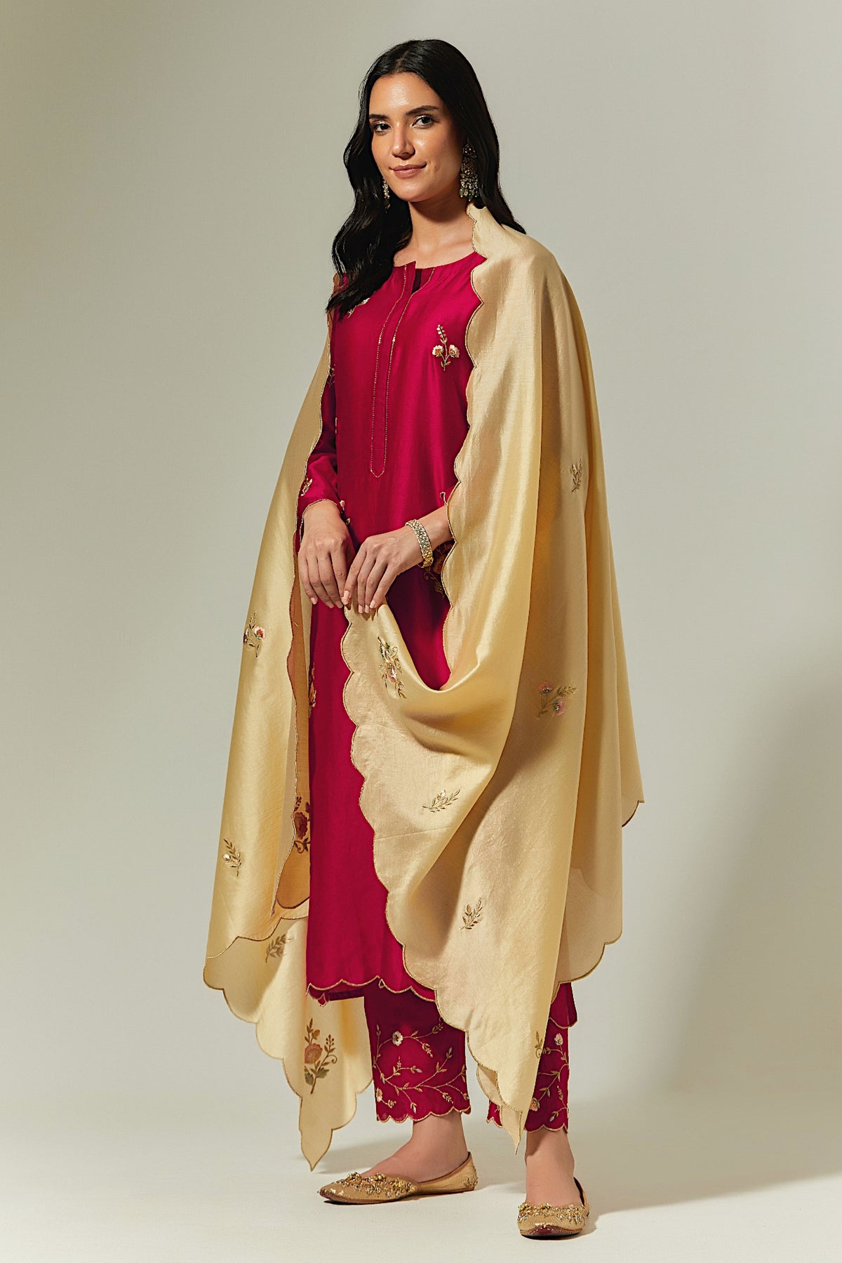 Red Silk Chanderi Hand Embroidered Kurta With Plackett