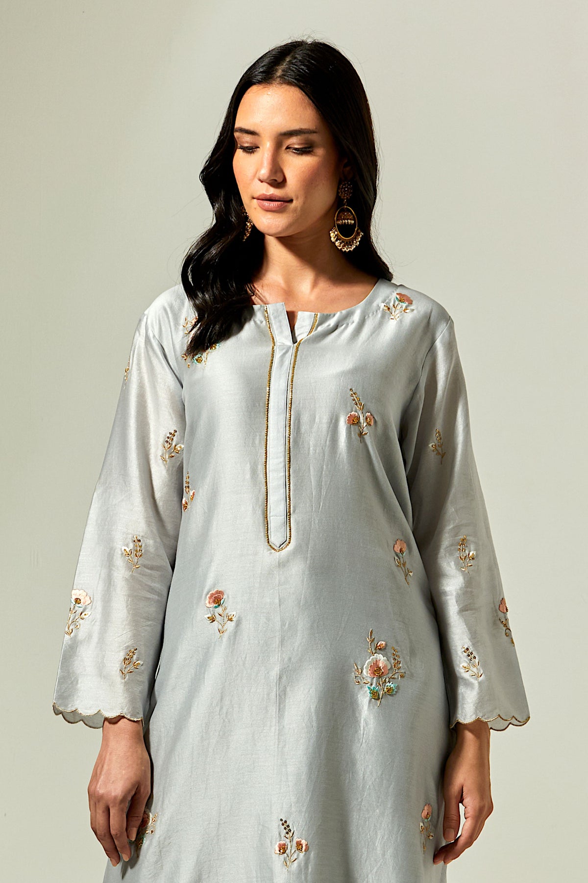 Grey Silk Chanderi Hand Embroidered Kurta With Plackett