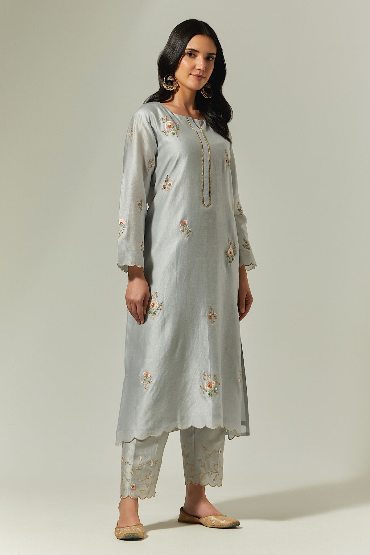 Grey Silk Chanderi Hand Embroidered Kurta With Plackett