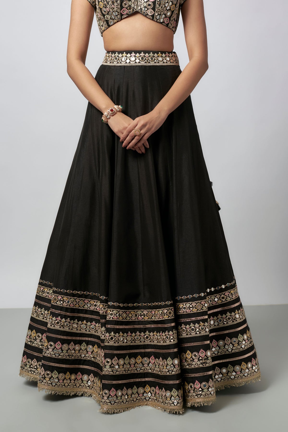 Manyata Lehenga Set