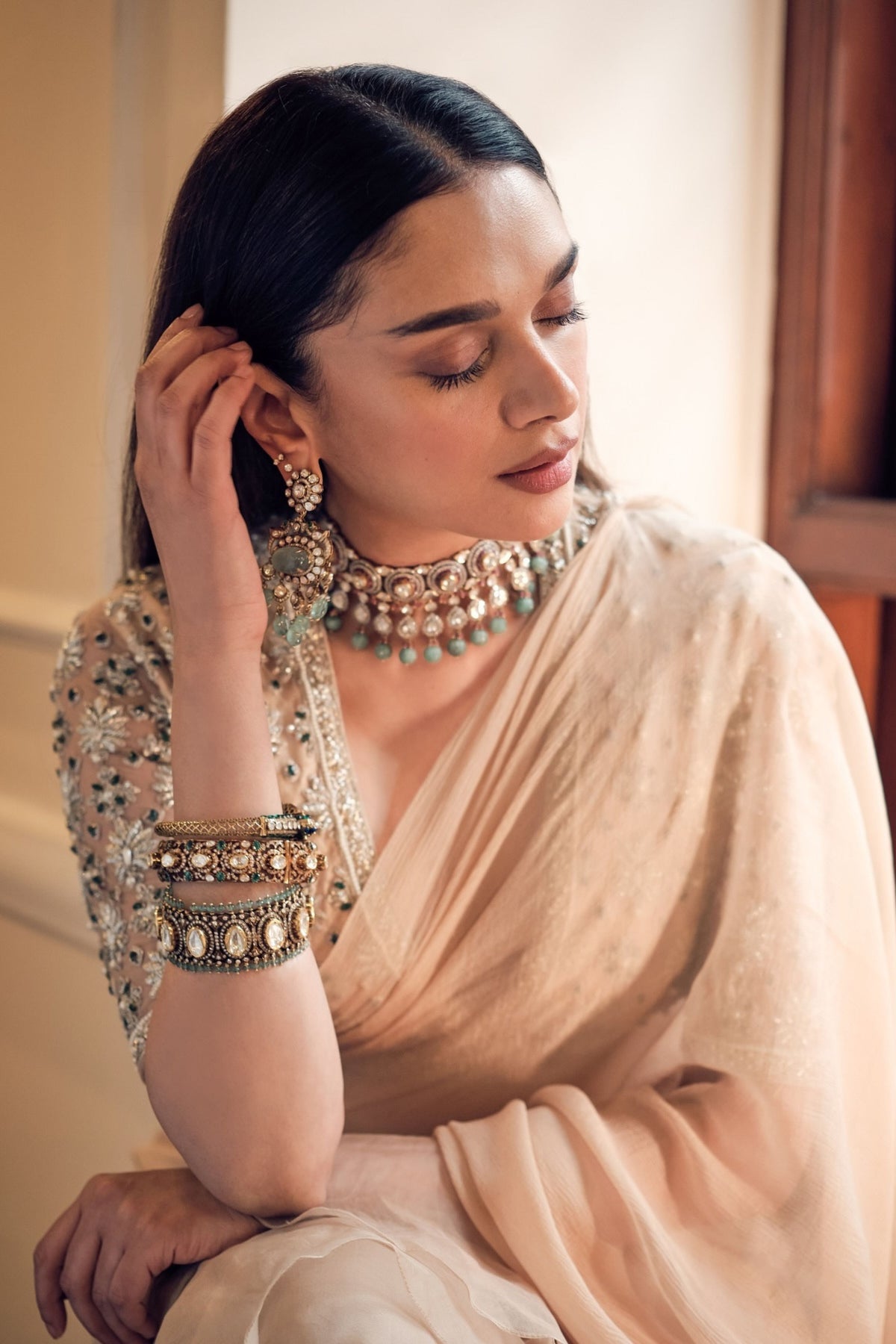 Aditi Rao Hydari in Ridhi Mehra