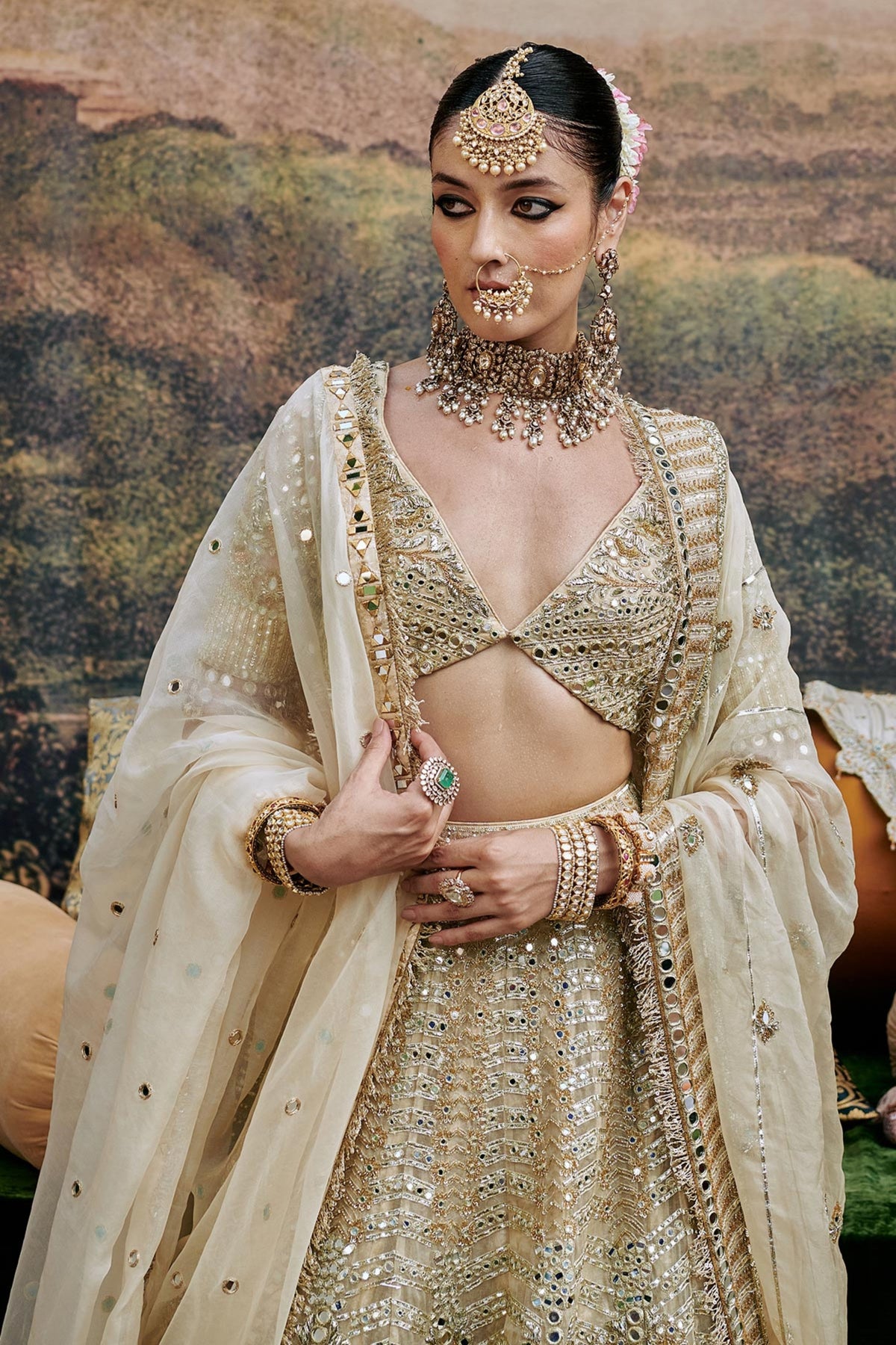 Shvet Afsana Lehenga Set