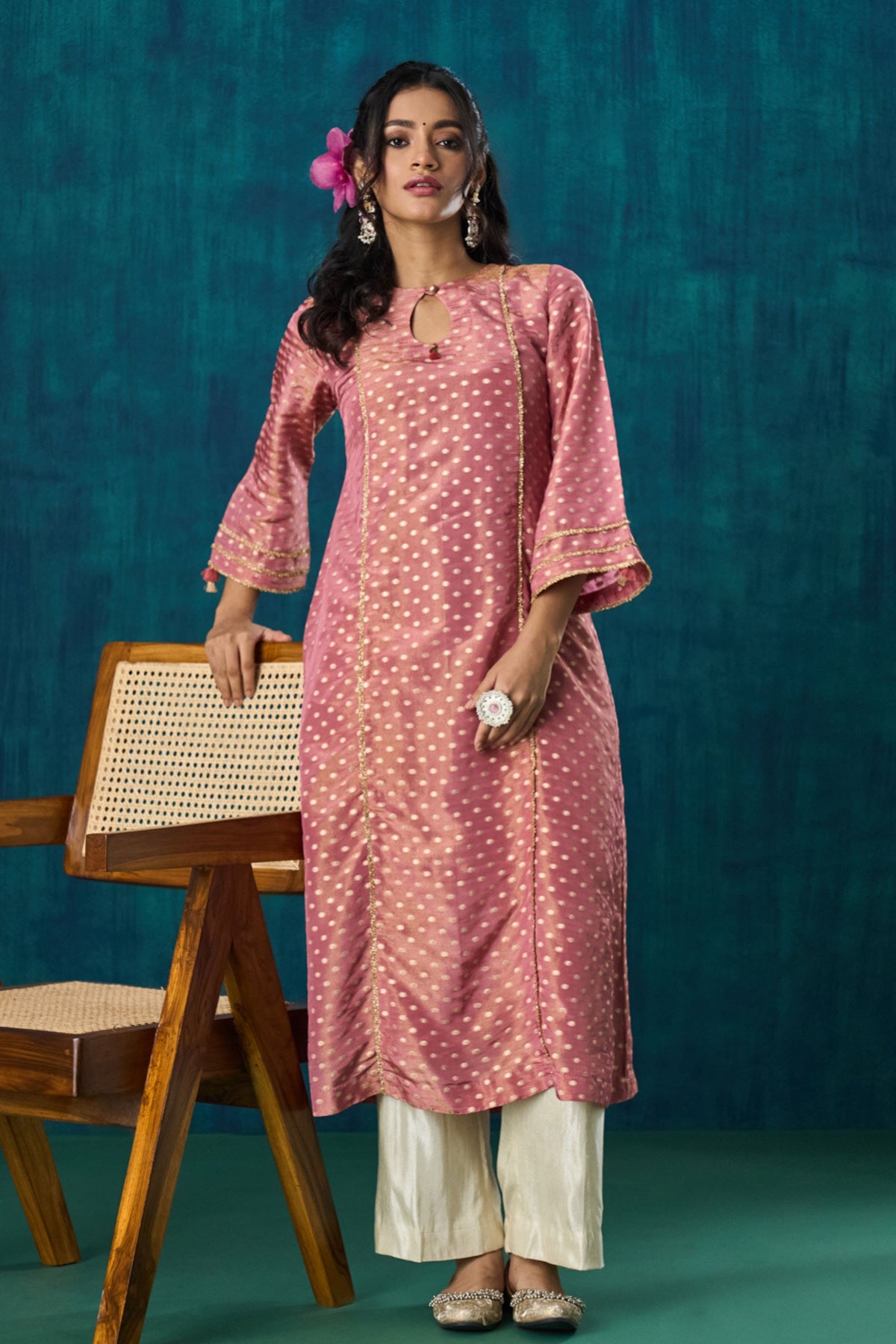 Pink Zari Booti Kurta Sets