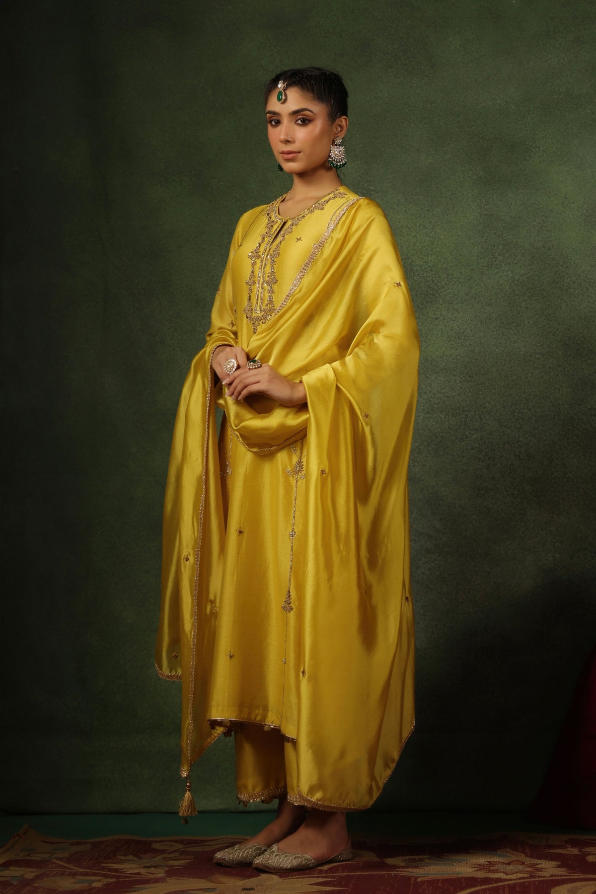 Sunehra Kurta Set