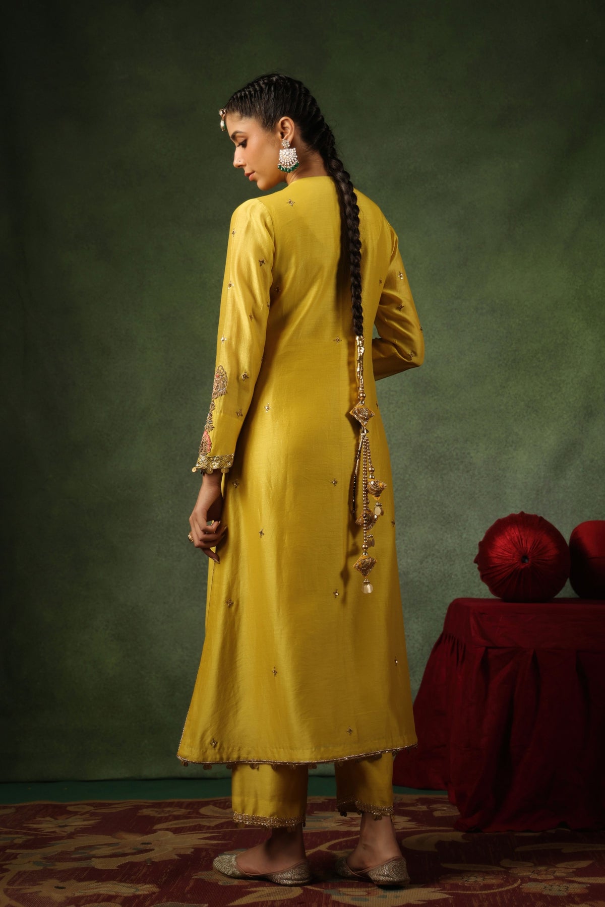 Sunehra Kurta Set