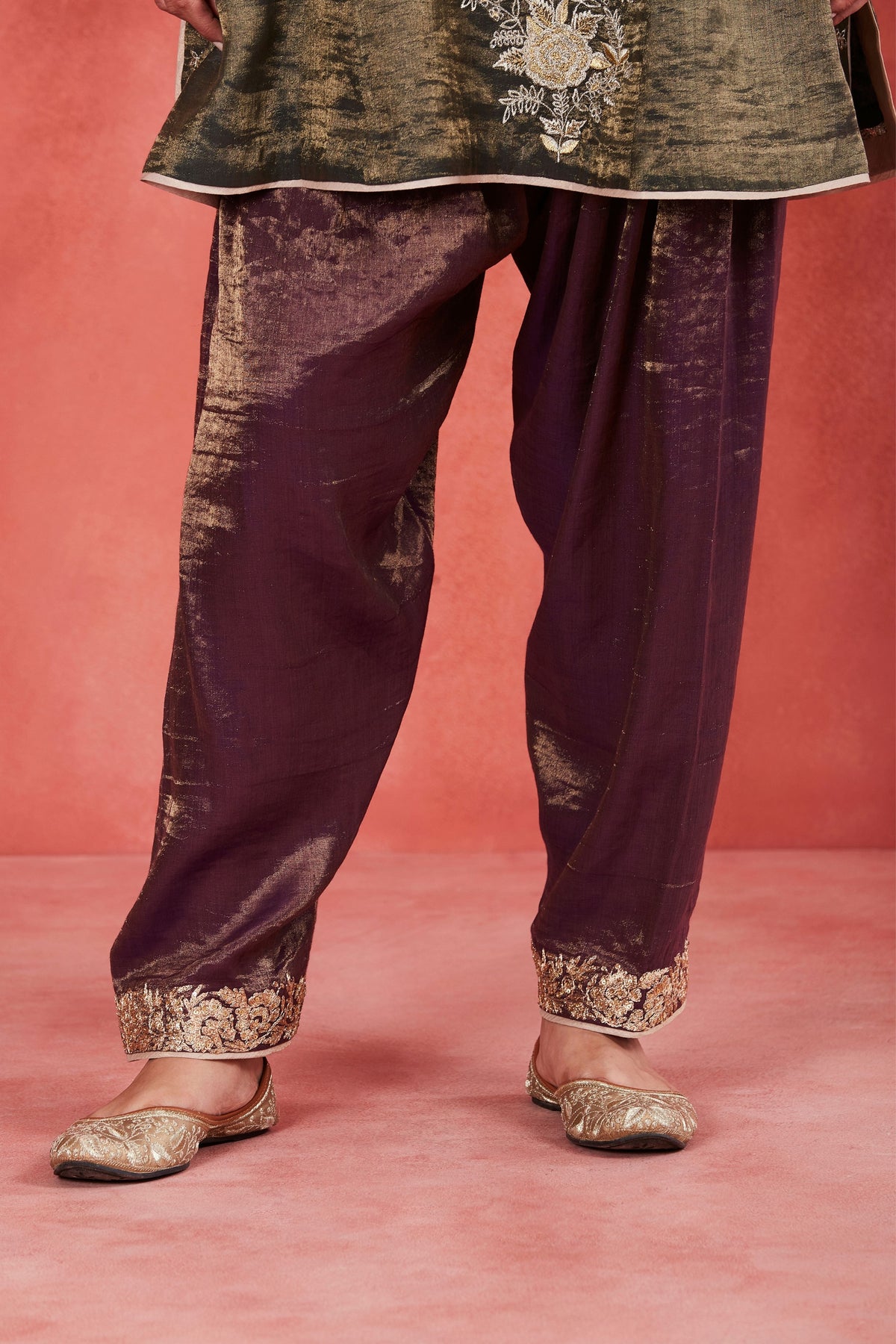 Aamina  Kurta Set