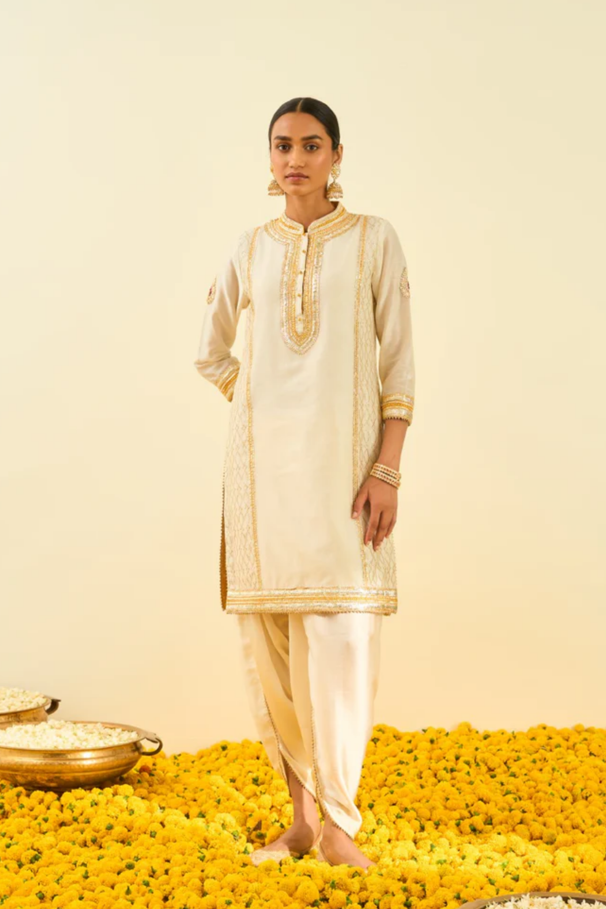 Aliza daisy ivory kurta set