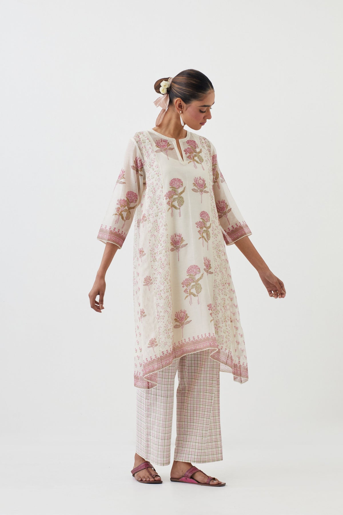 Flower Pattern Kurta Set