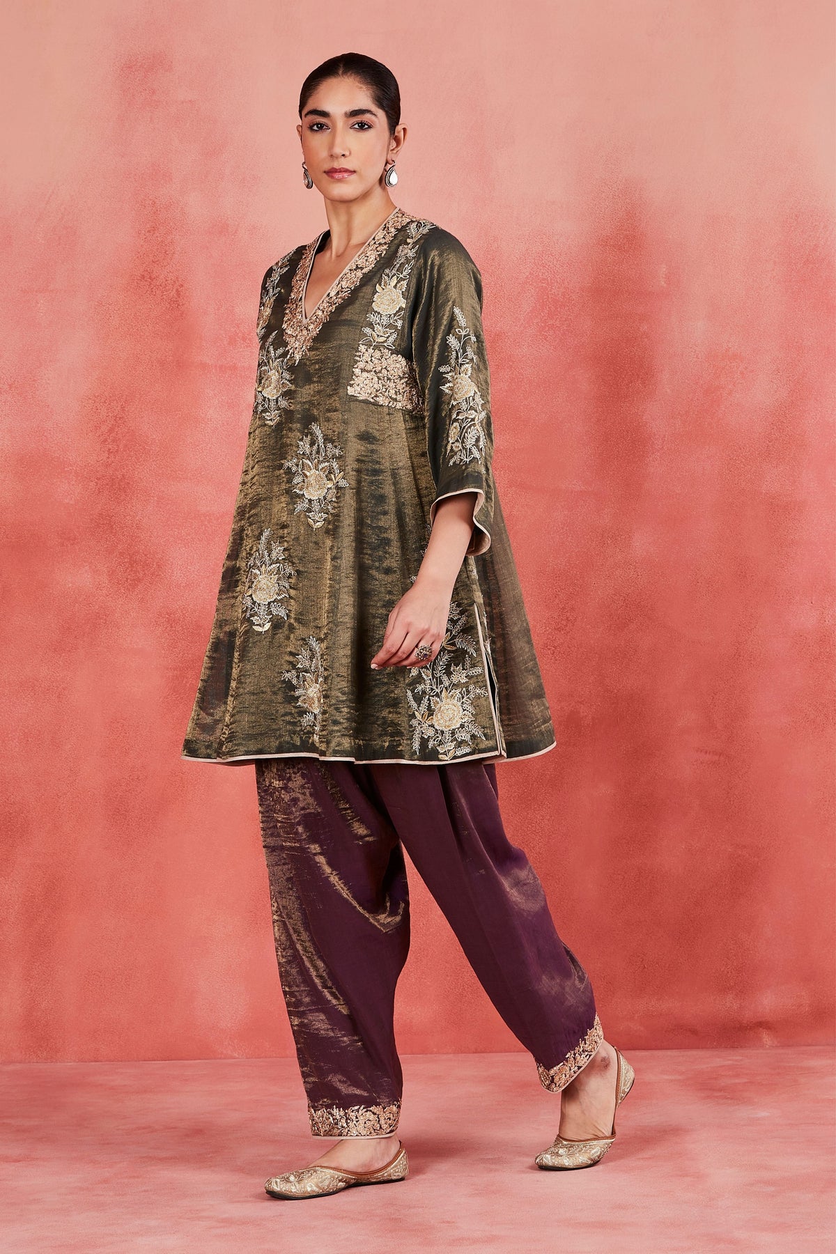 Aamina  Kurta Set