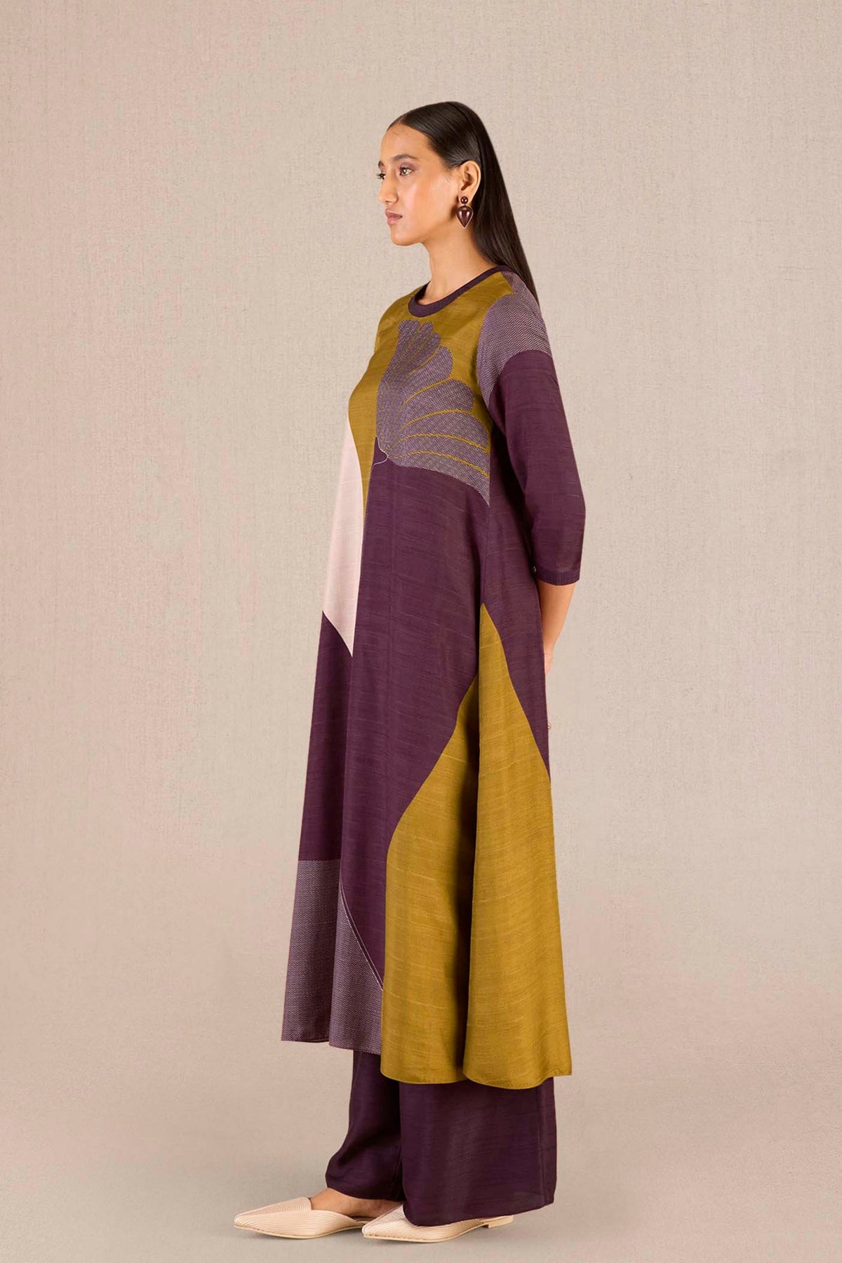 Sahira Kurta Set In Camel