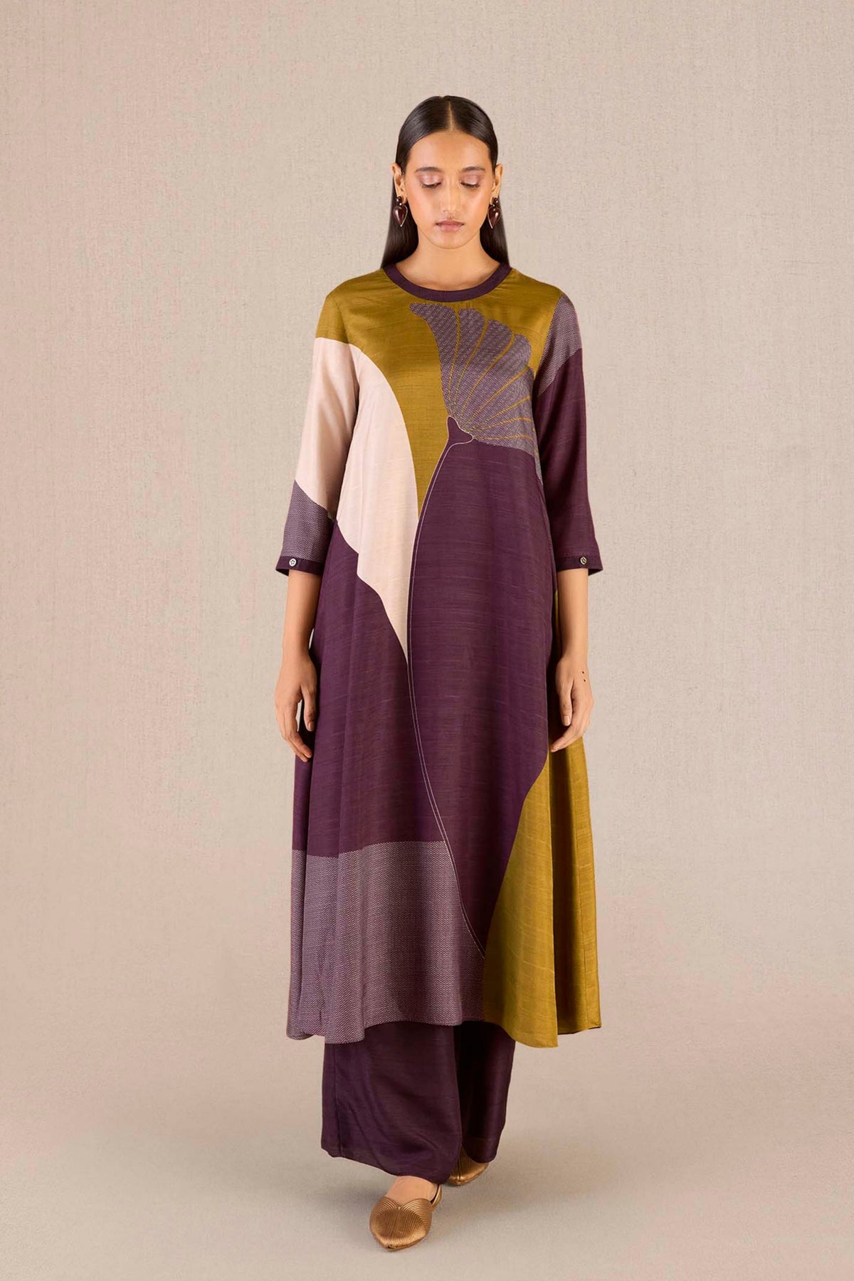 Sahira Kurta Set In Camel