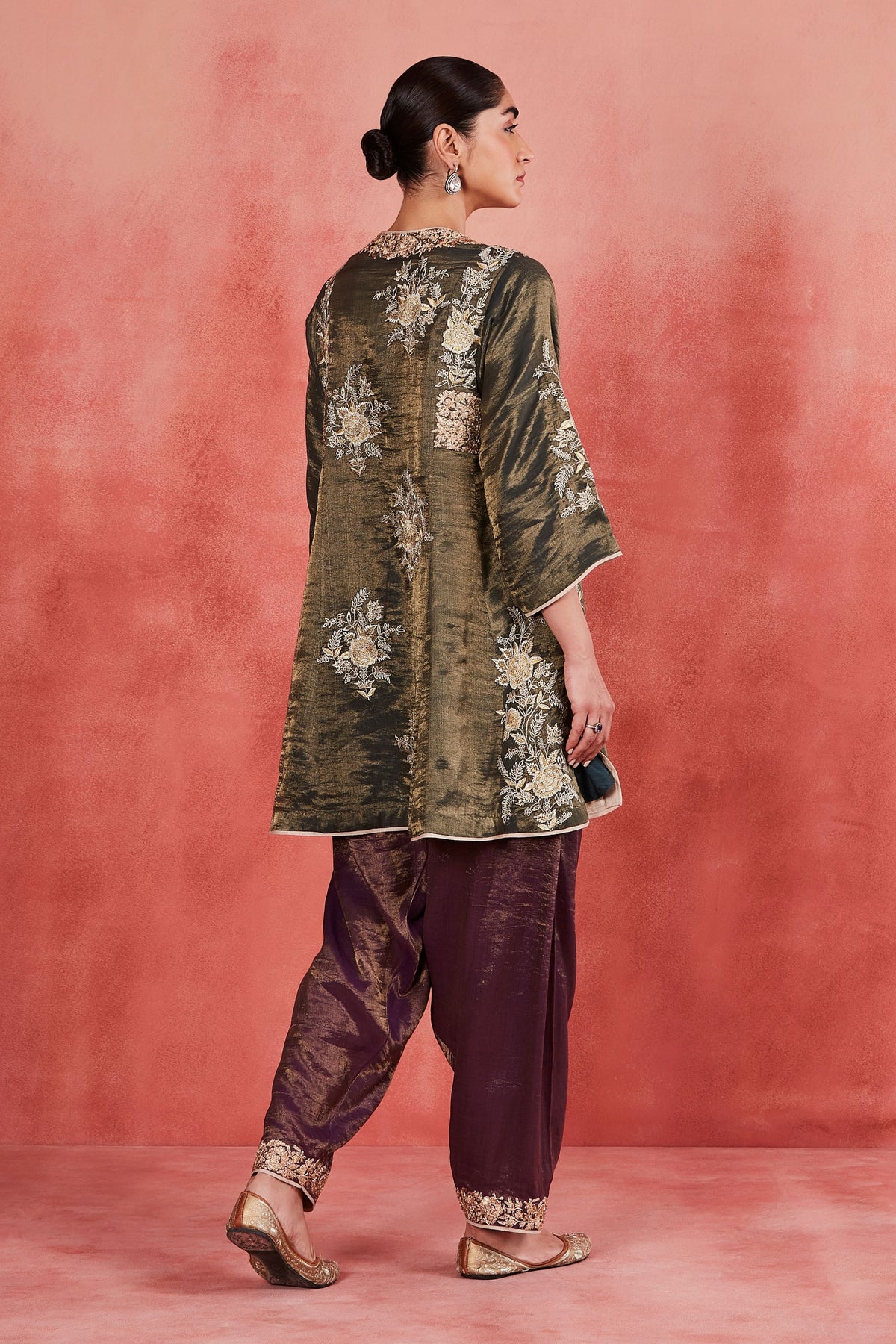 Aamina  Kurta Set