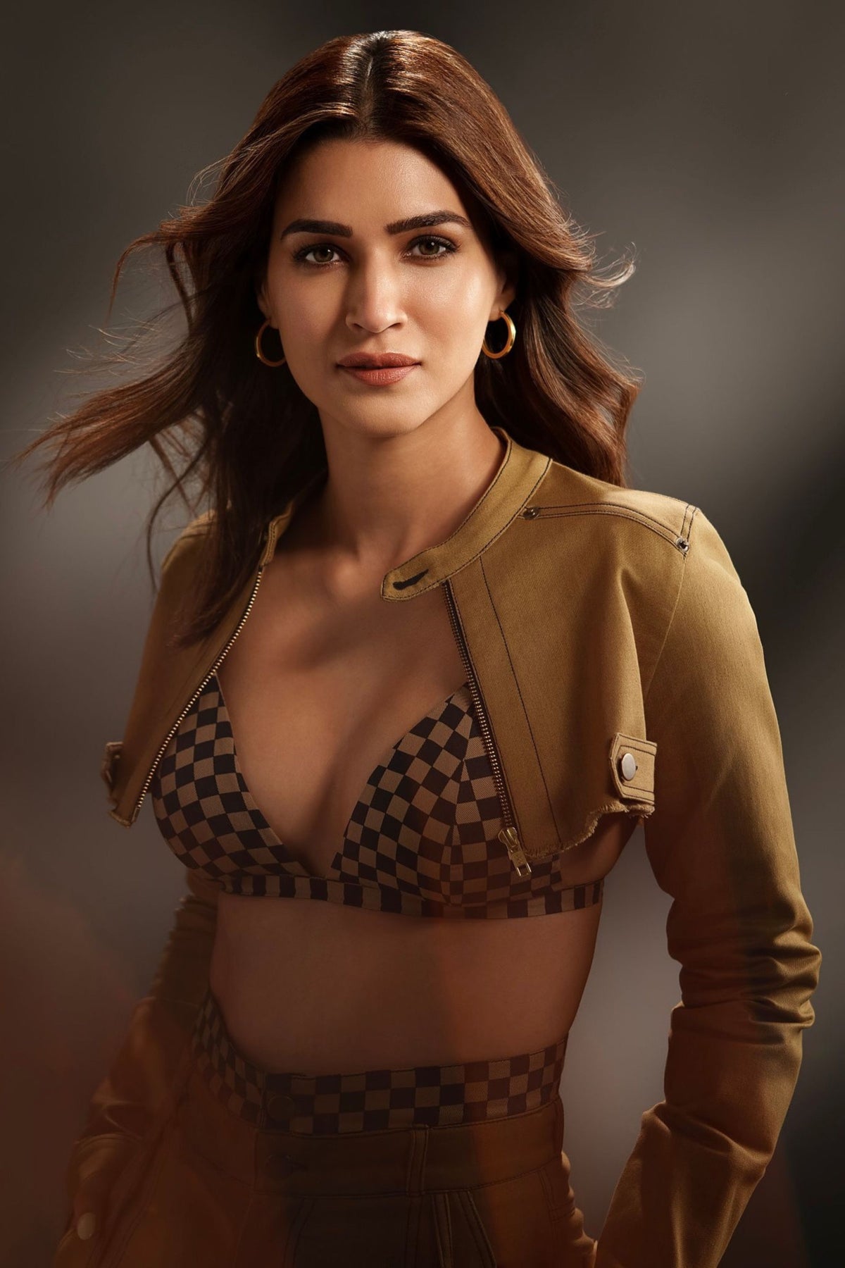 Kriti Sanon in Priyanca Khanna